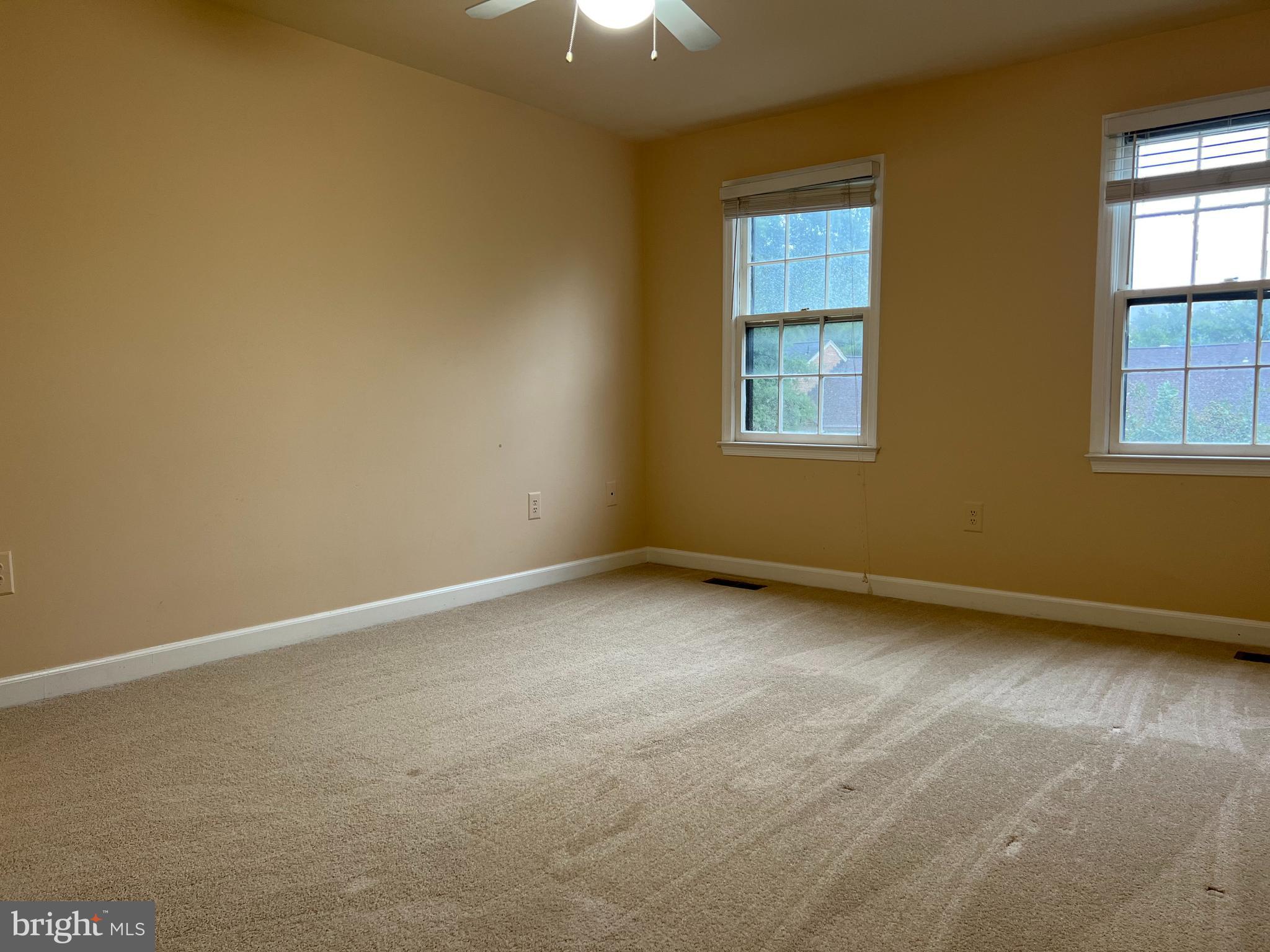 OLD GEORGETOWN VILLAGE - Residential Lease