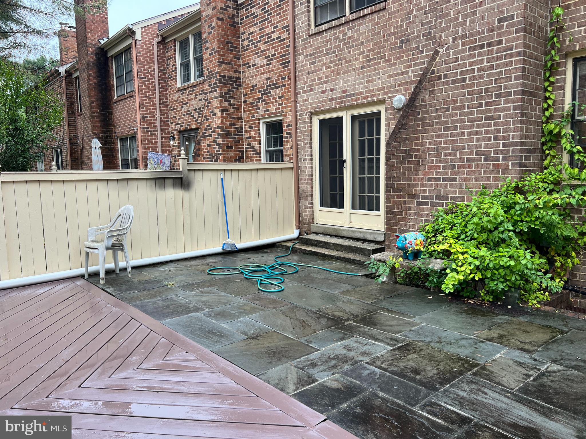 OLD GEORGETOWN VILLAGE - Residential Lease