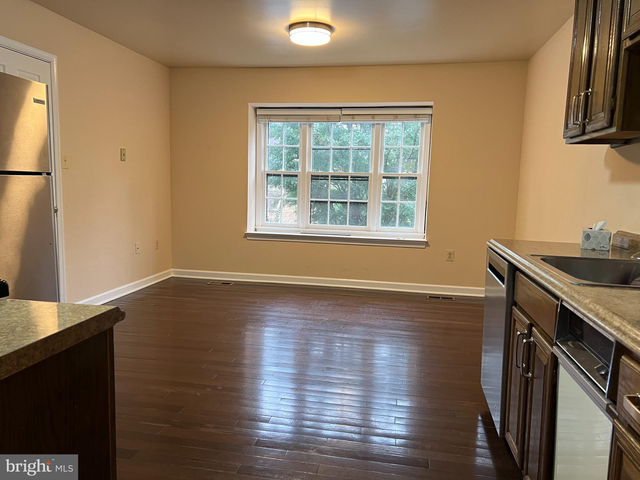 OLD GEORGETOWN VILLAGE - Residential Lease