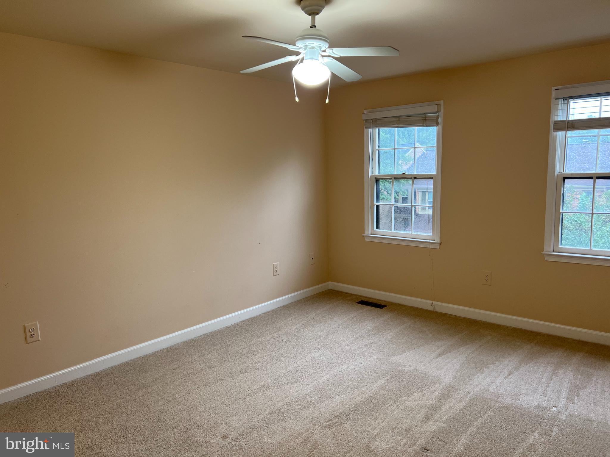 OLD GEORGETOWN VILLAGE - Residential Lease