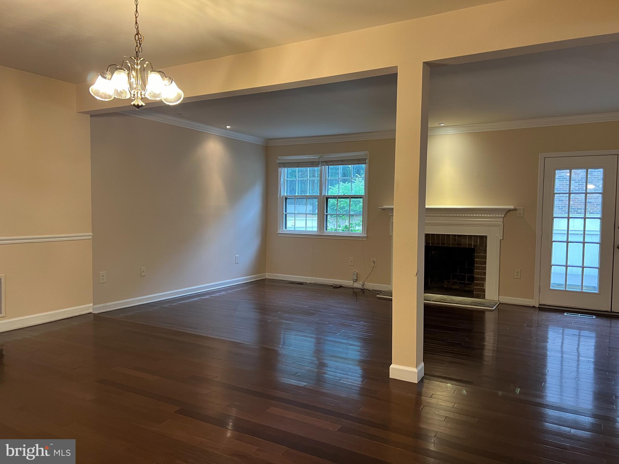 OLD GEORGETOWN VILLAGE - Residential Lease