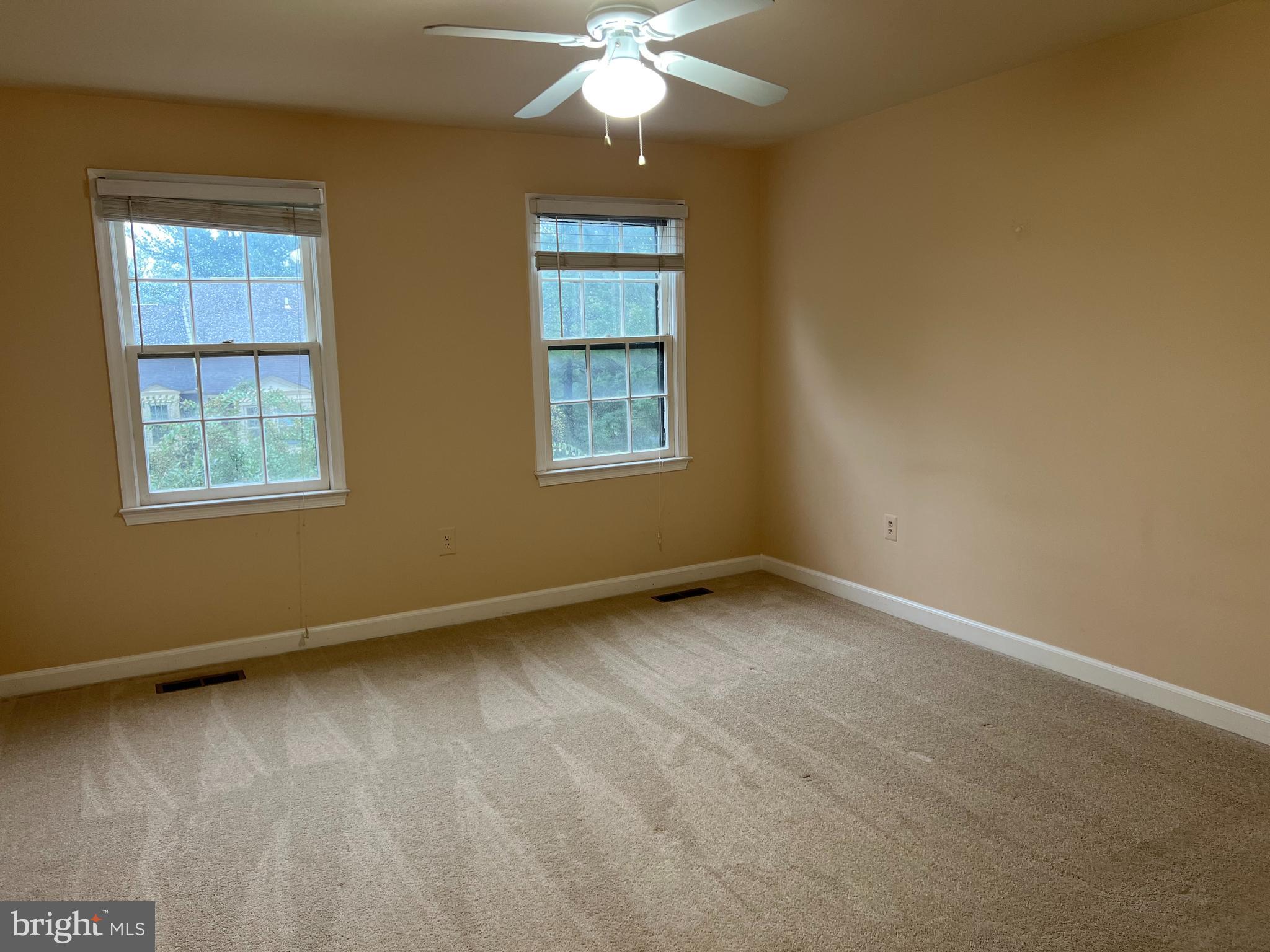 OLD GEORGETOWN VILLAGE - Residential Lease