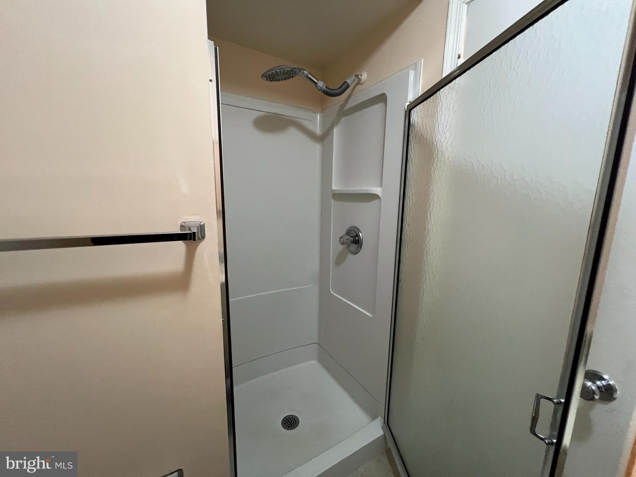 OLD GEORGETOWN VILLAGE - Residential Lease