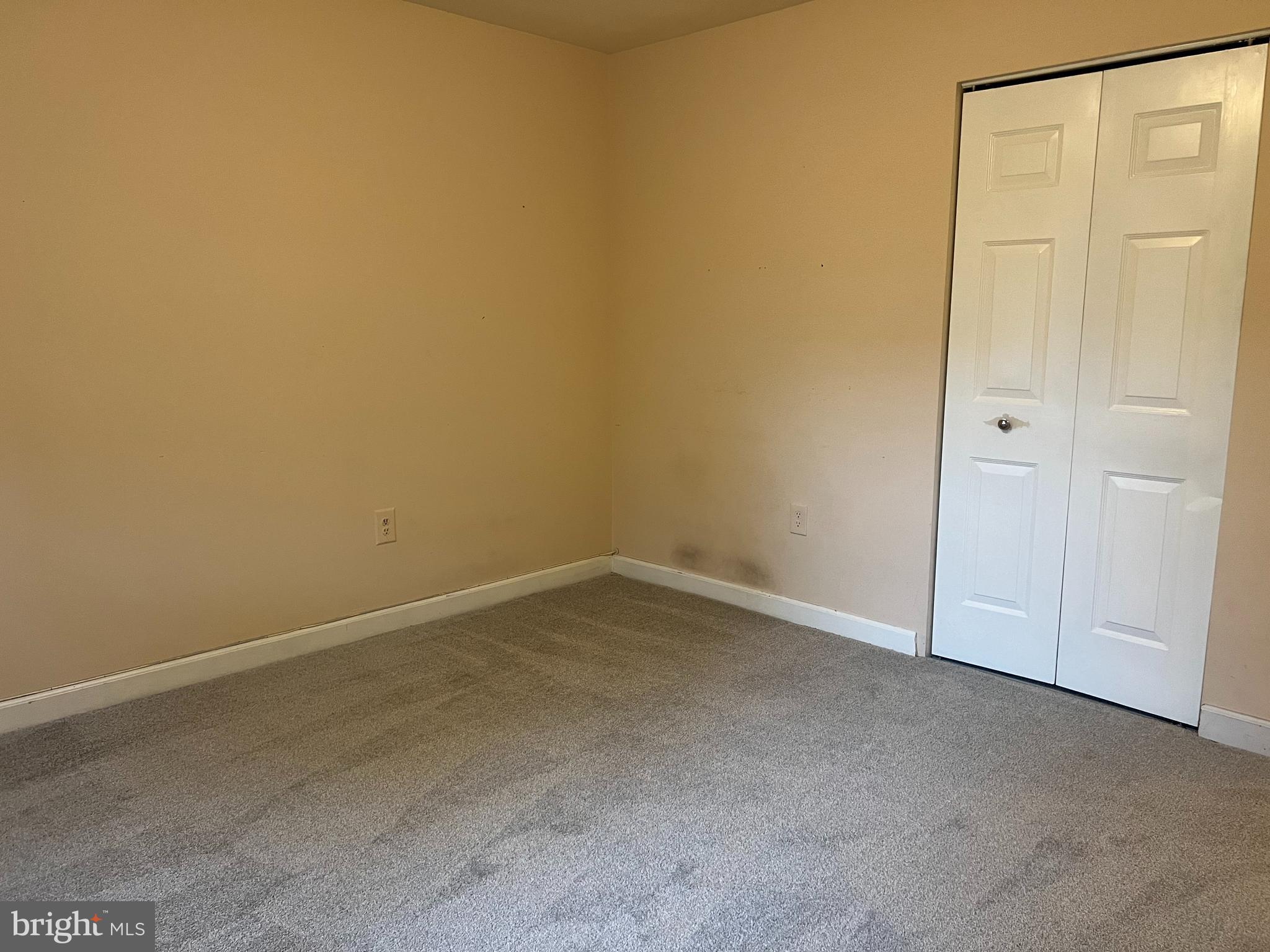 OLD GEORGETOWN VILLAGE - Residential Lease