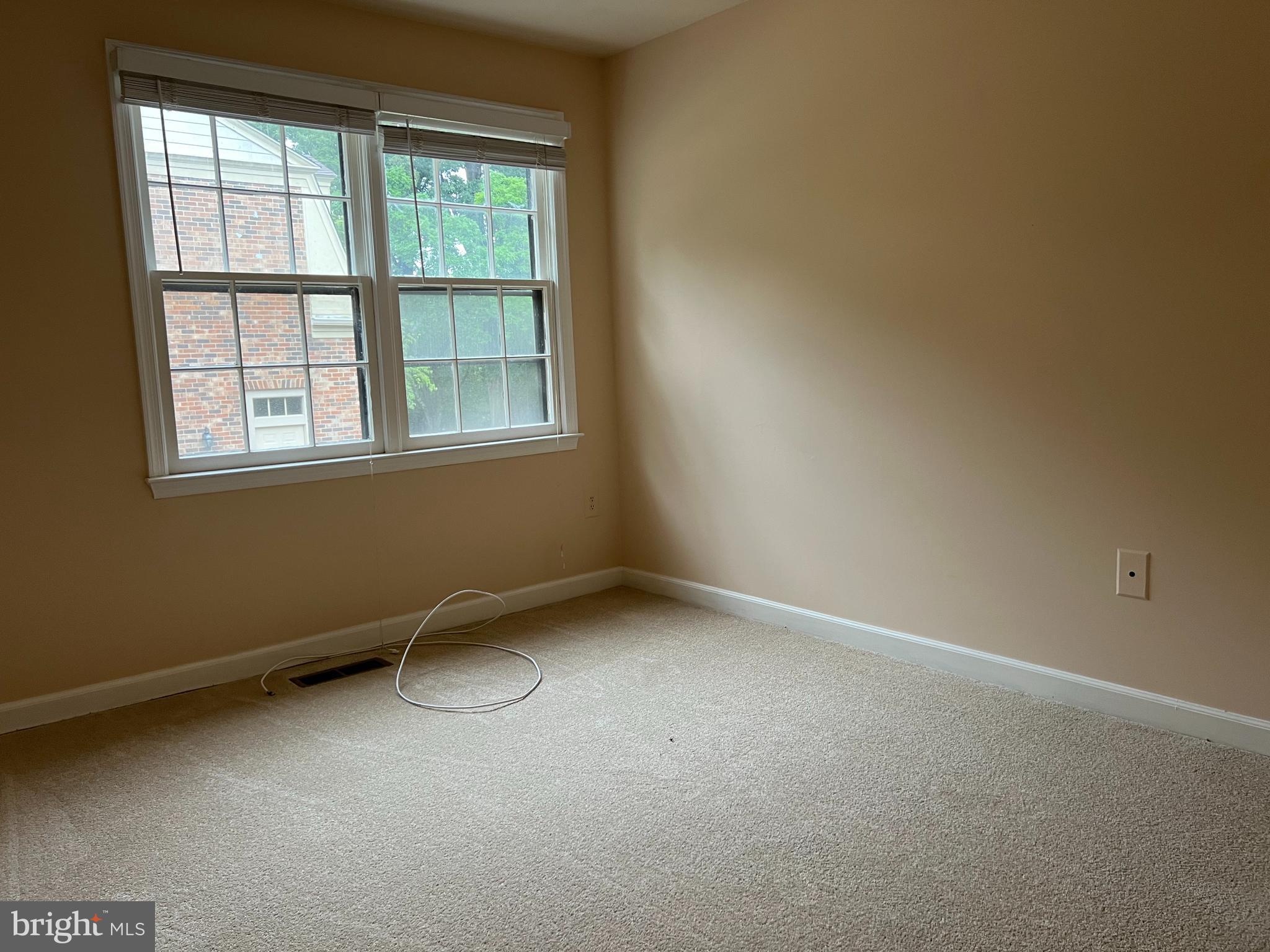 OLD GEORGETOWN VILLAGE - Residential Lease