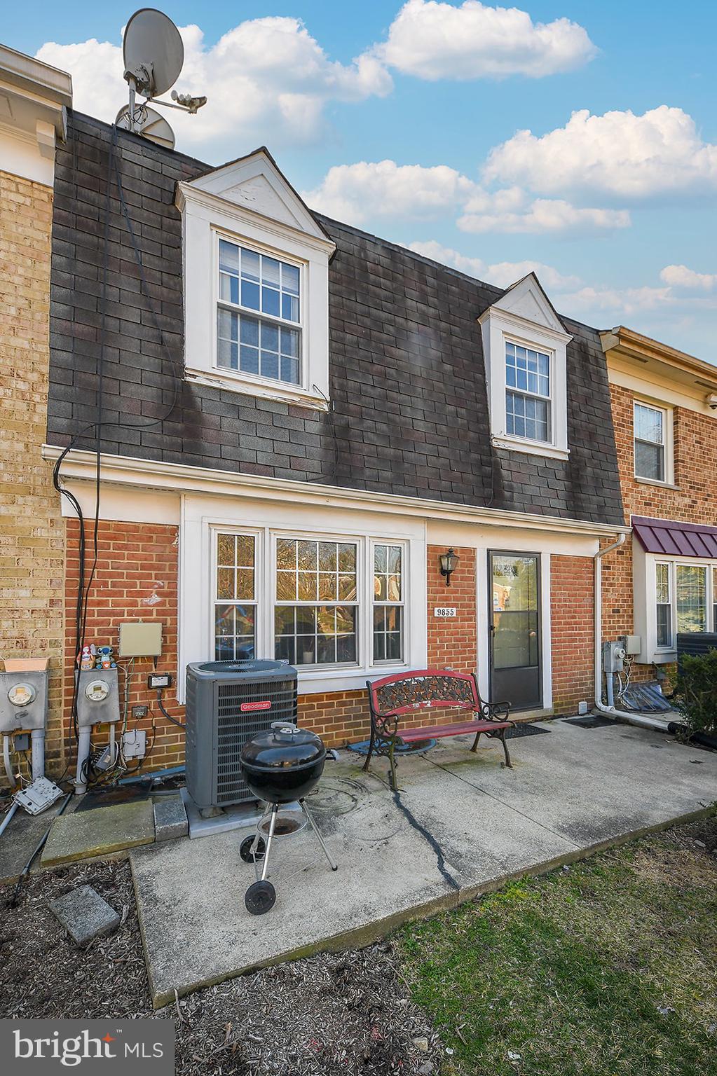 WHISKEY BOTTOM - Residential