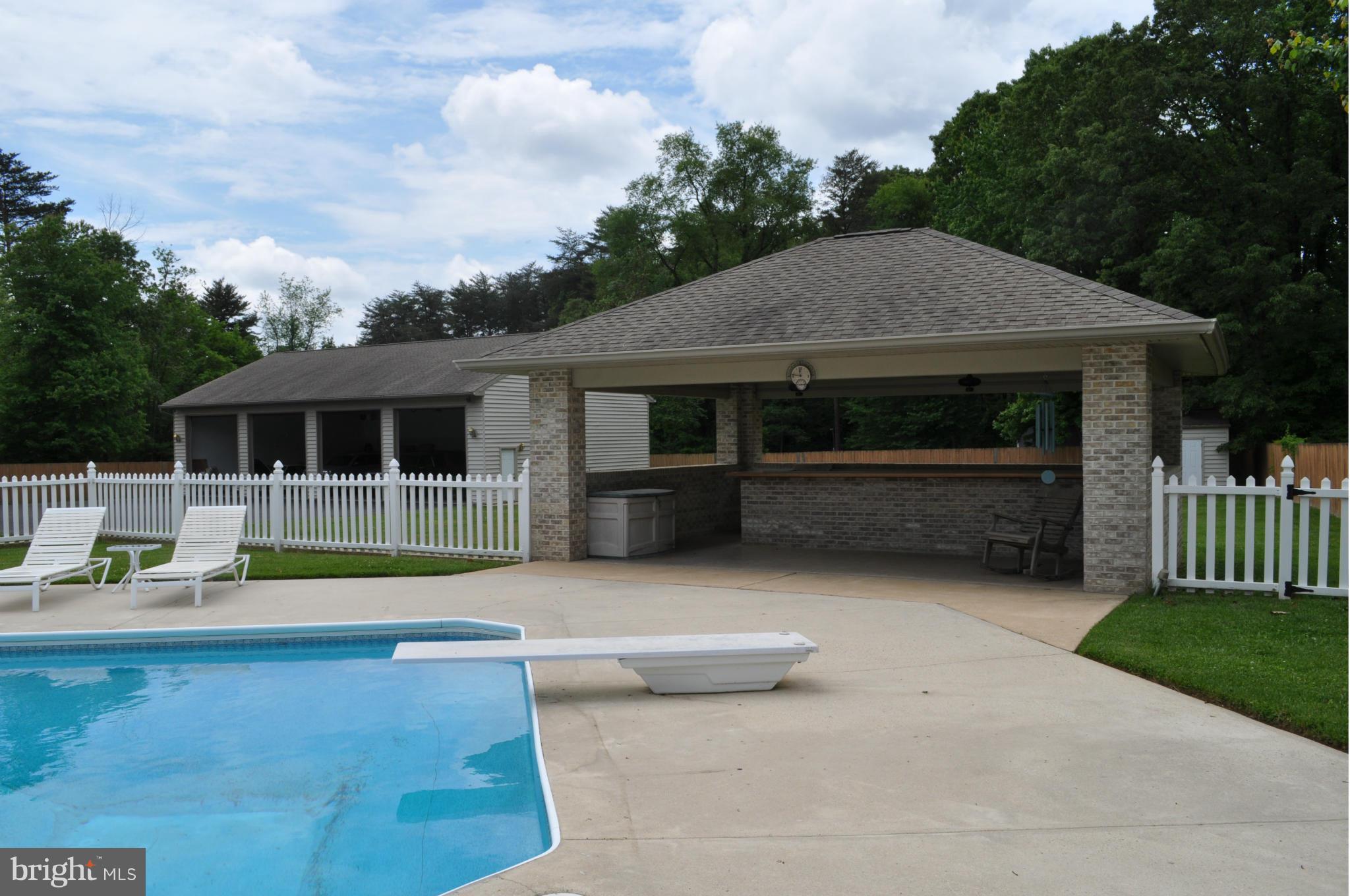 VILLA BELLA - Residential