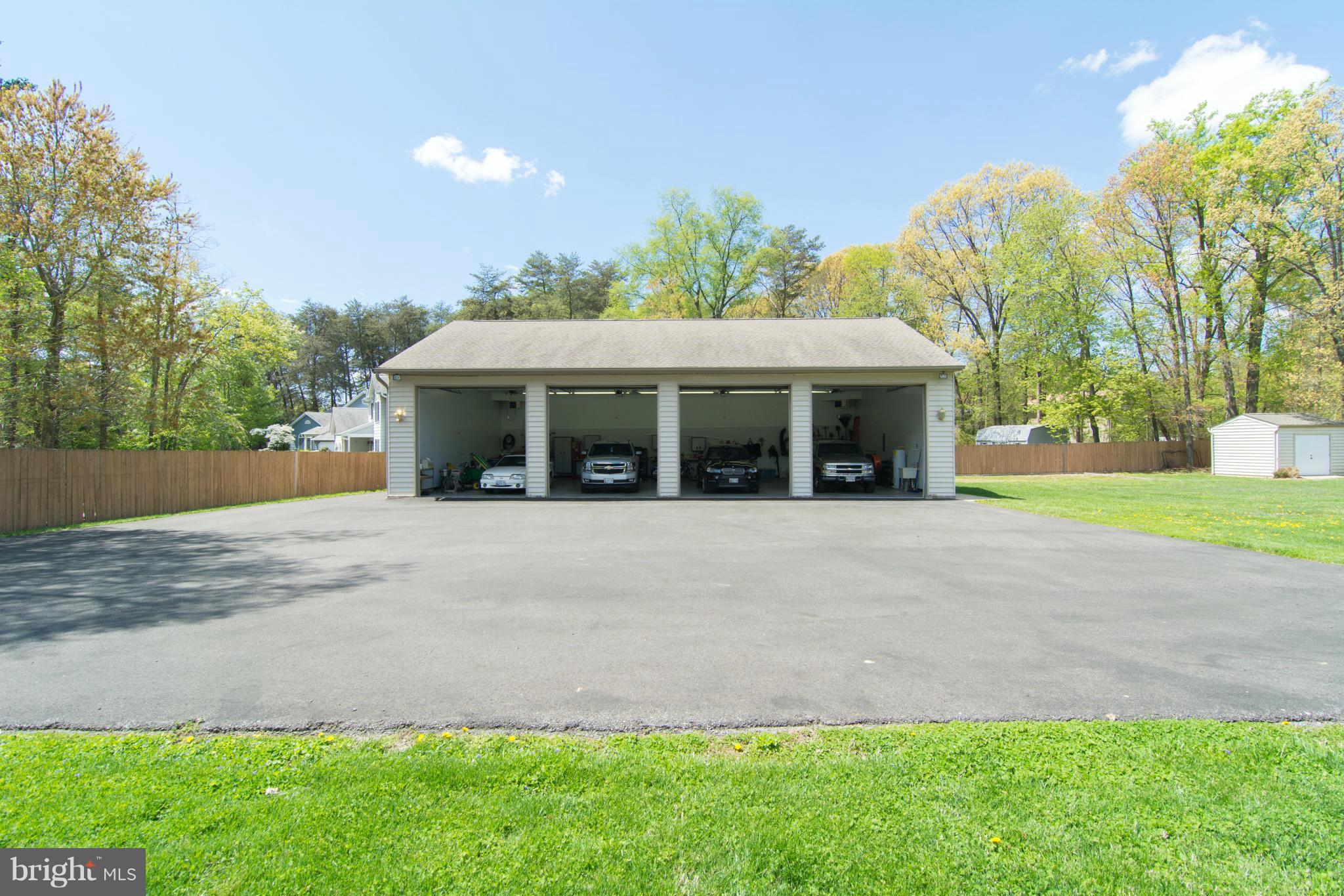 VILLA BELLA - Residential