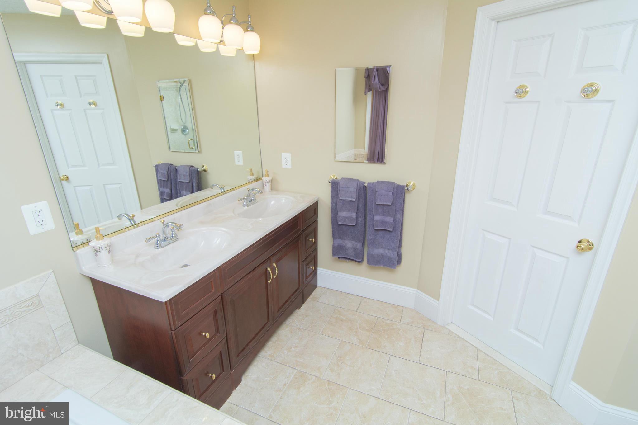 VILLA BELLA - Residential