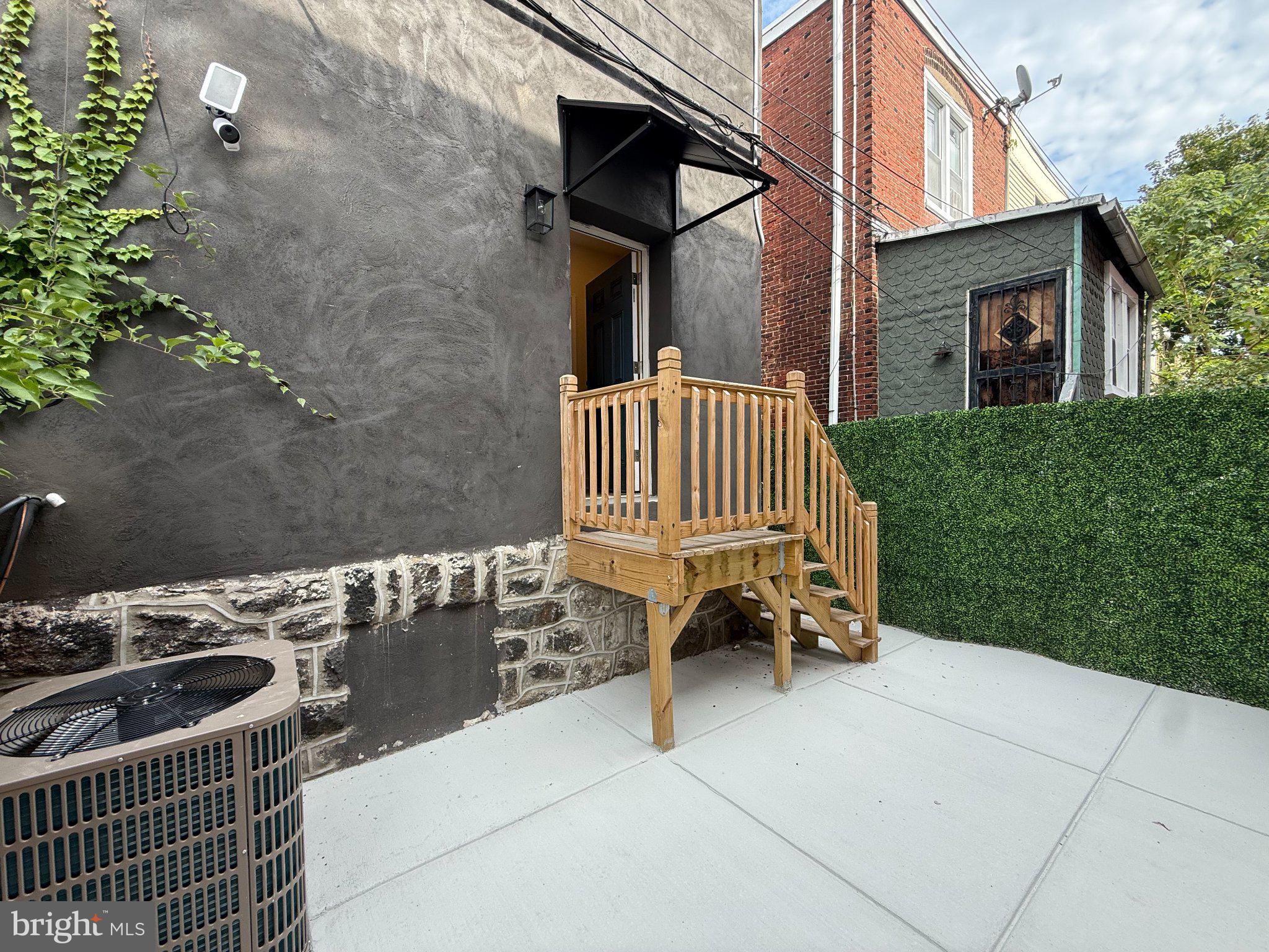 1402 S 54TH STREET
