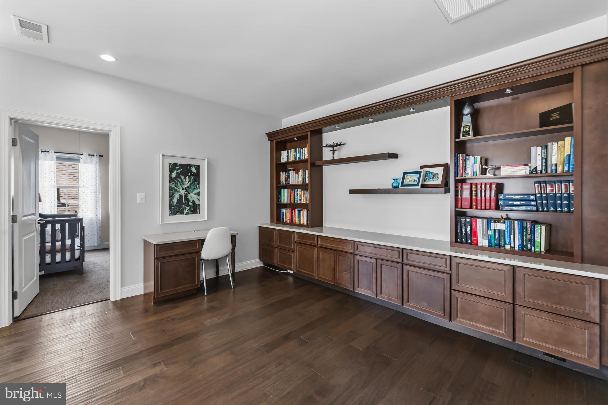 LOUDOUN VALLEY ESTATES 2 - Residential