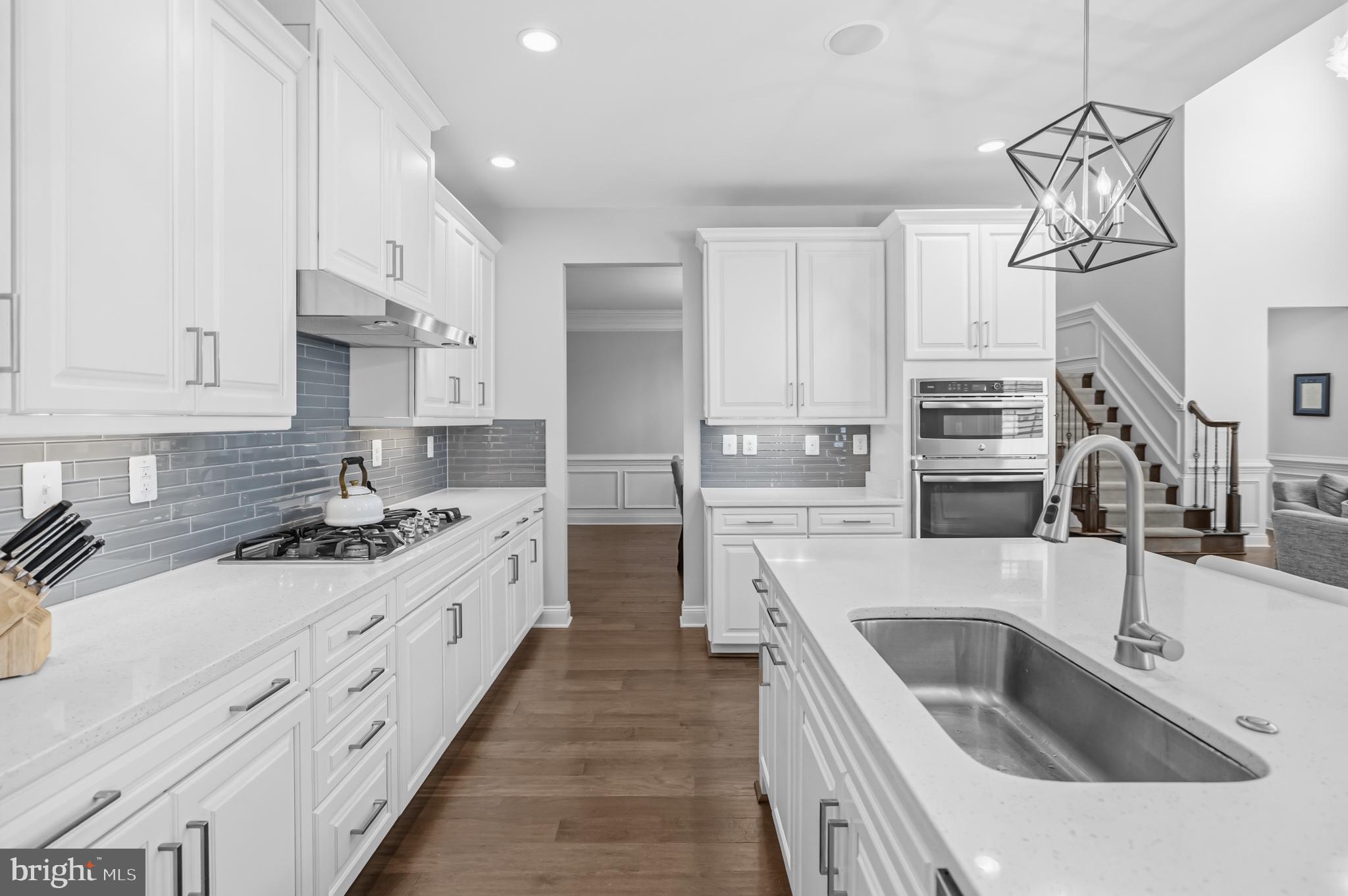LOUDOUN VALLEY ESTATES 2 - Residential