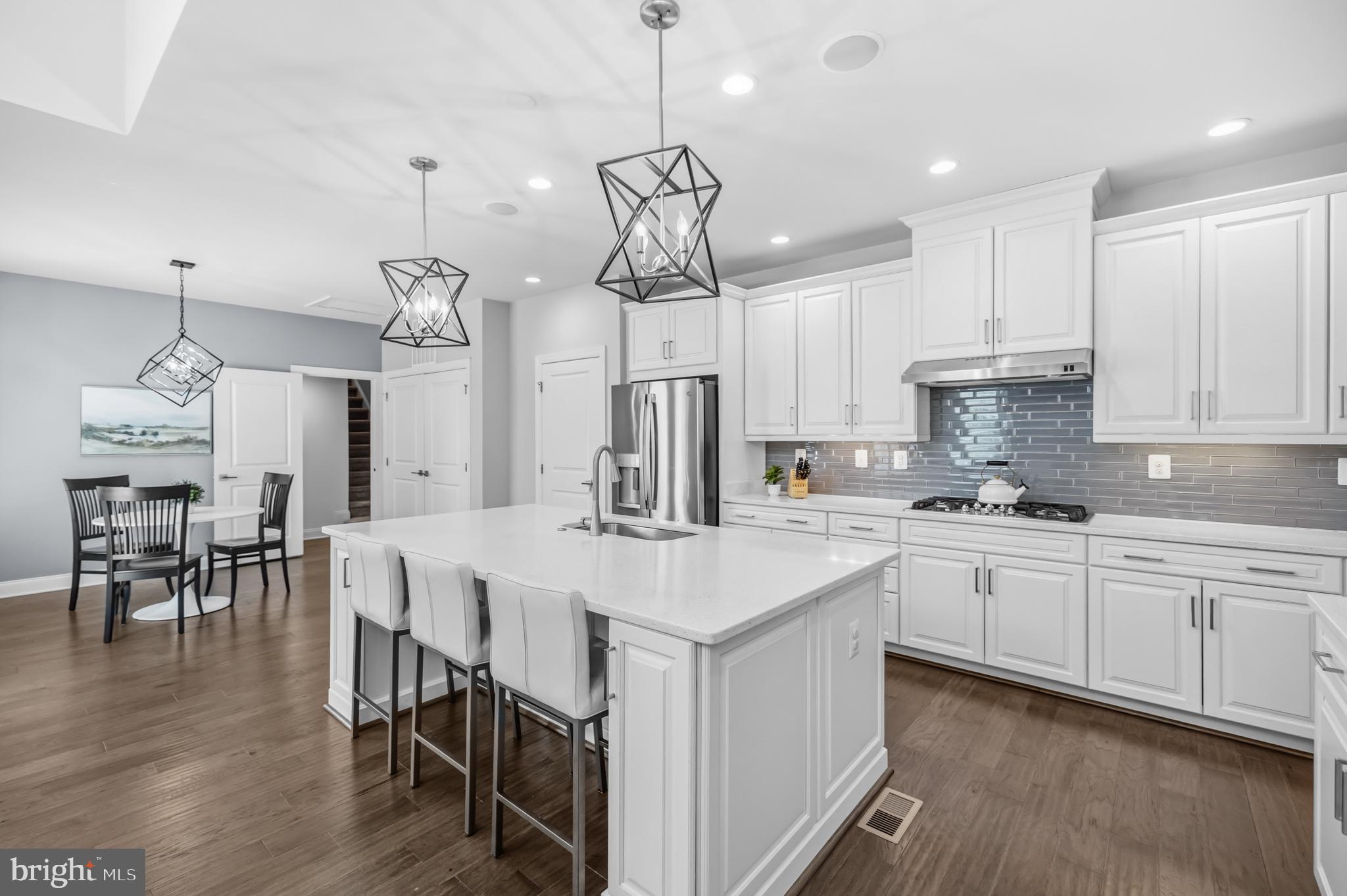 LOUDOUN VALLEY ESTATES 2 - Residential