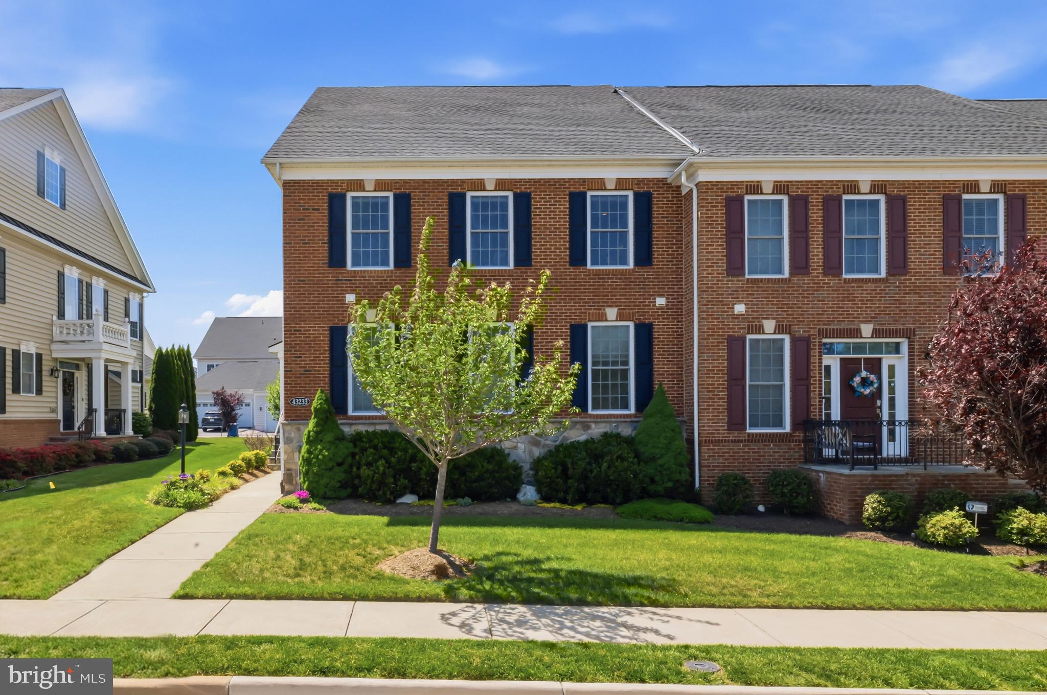 LOUDOUN VALLEY ESTATES 2 - Residential