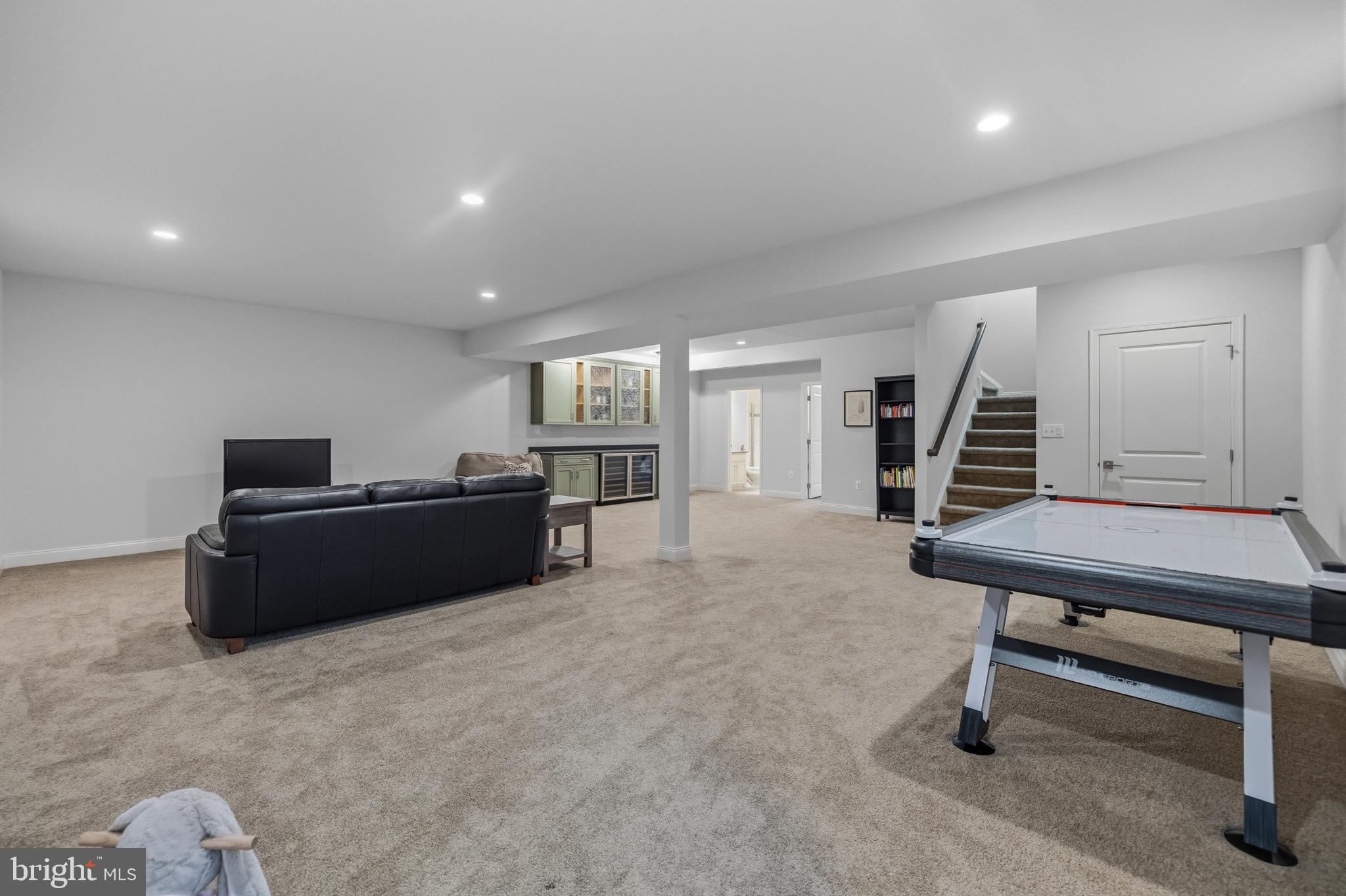 LOUDOUN VALLEY ESTATES 2 - Residential