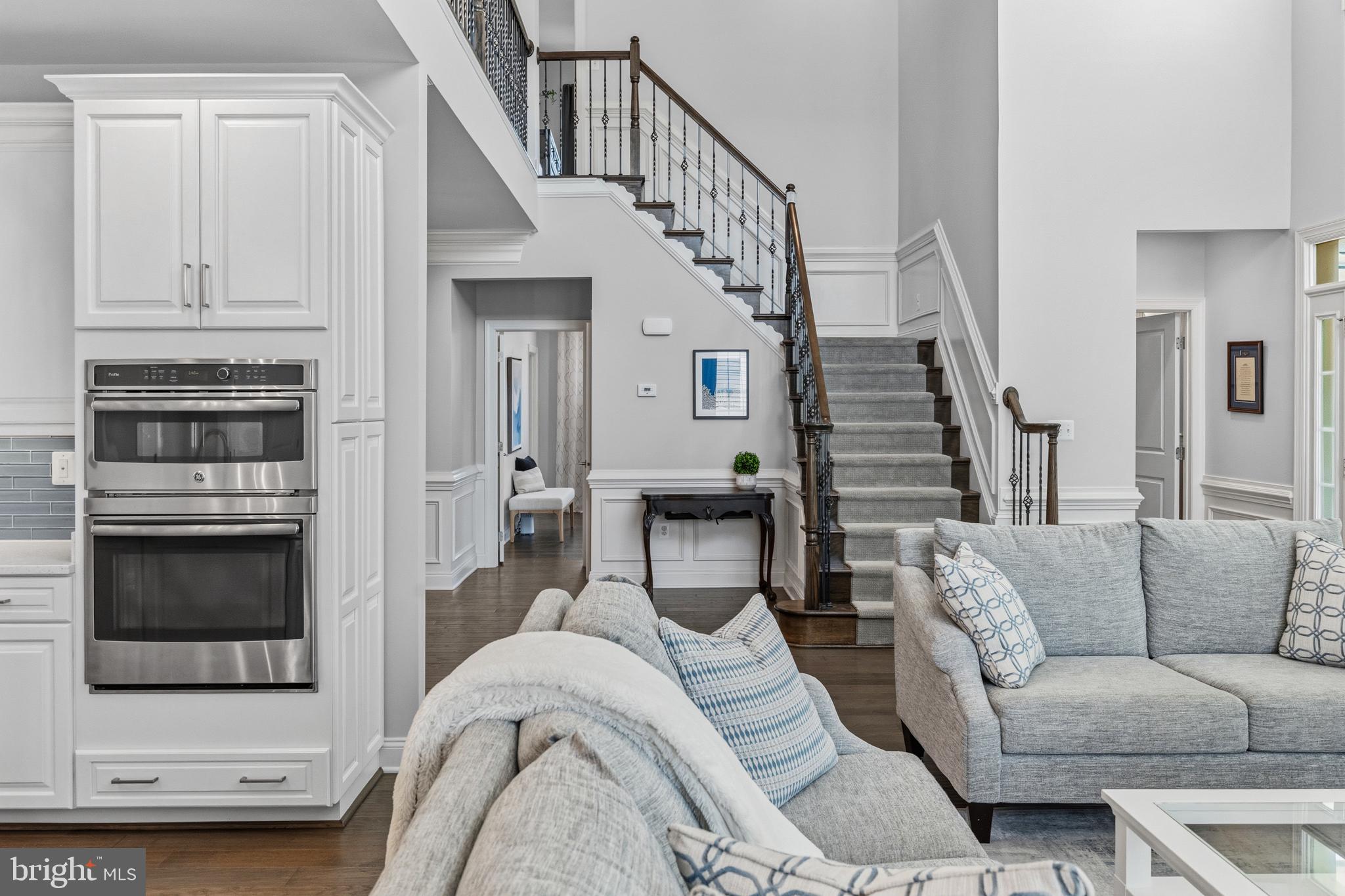 LOUDOUN VALLEY ESTATES 2 - Residential