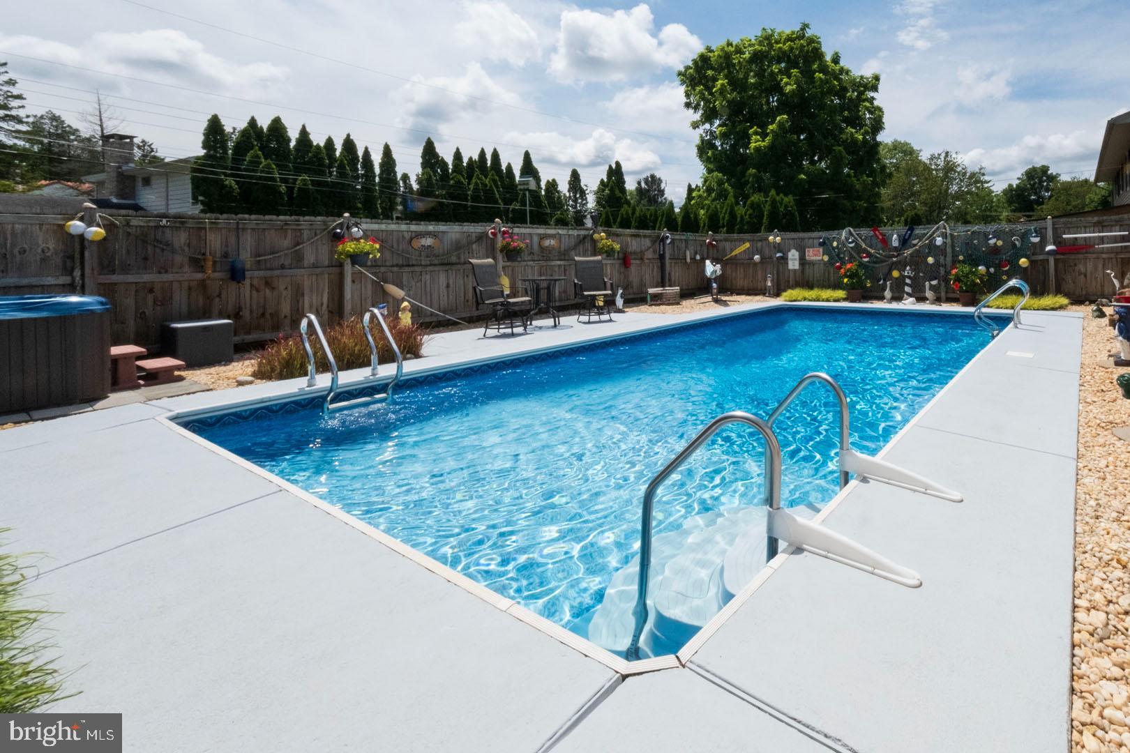 DEVON GREEN - Residential