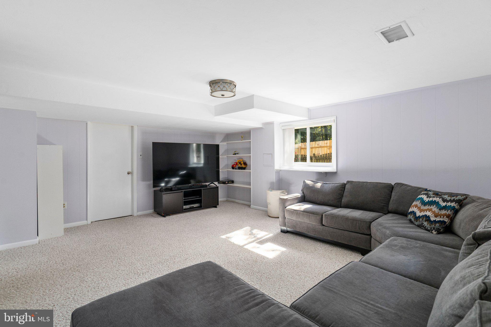 ASPEN HILL PARK - Residential