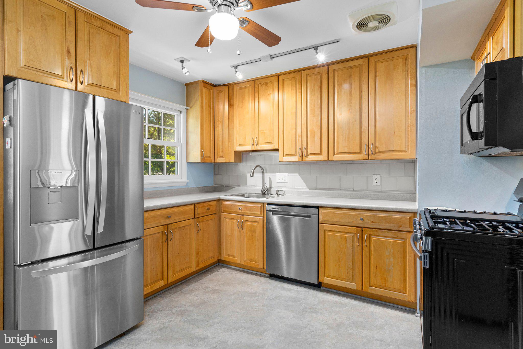 ASPEN HILL PARK - Residential