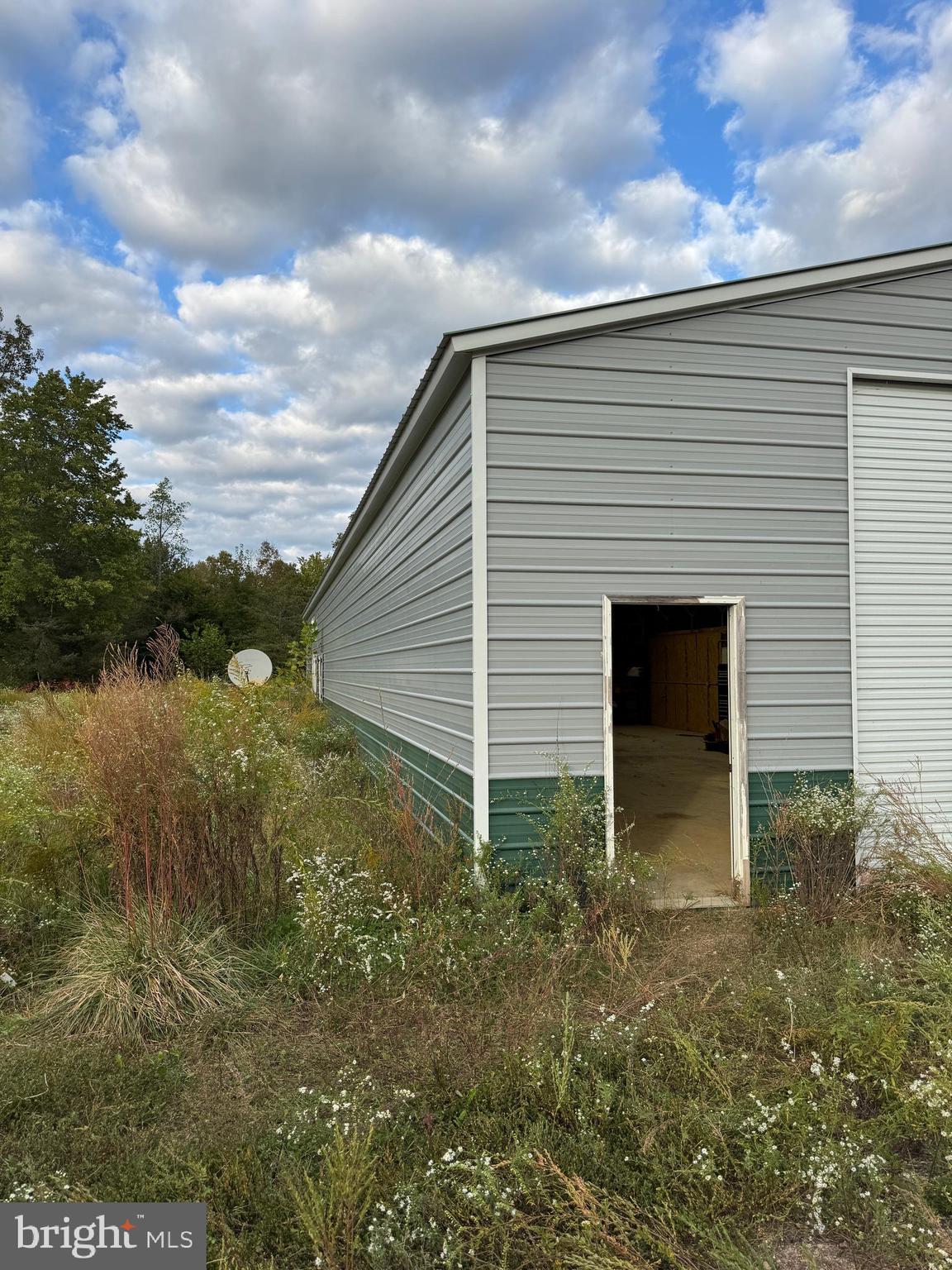 284 BOULDER SPRINGS LANE