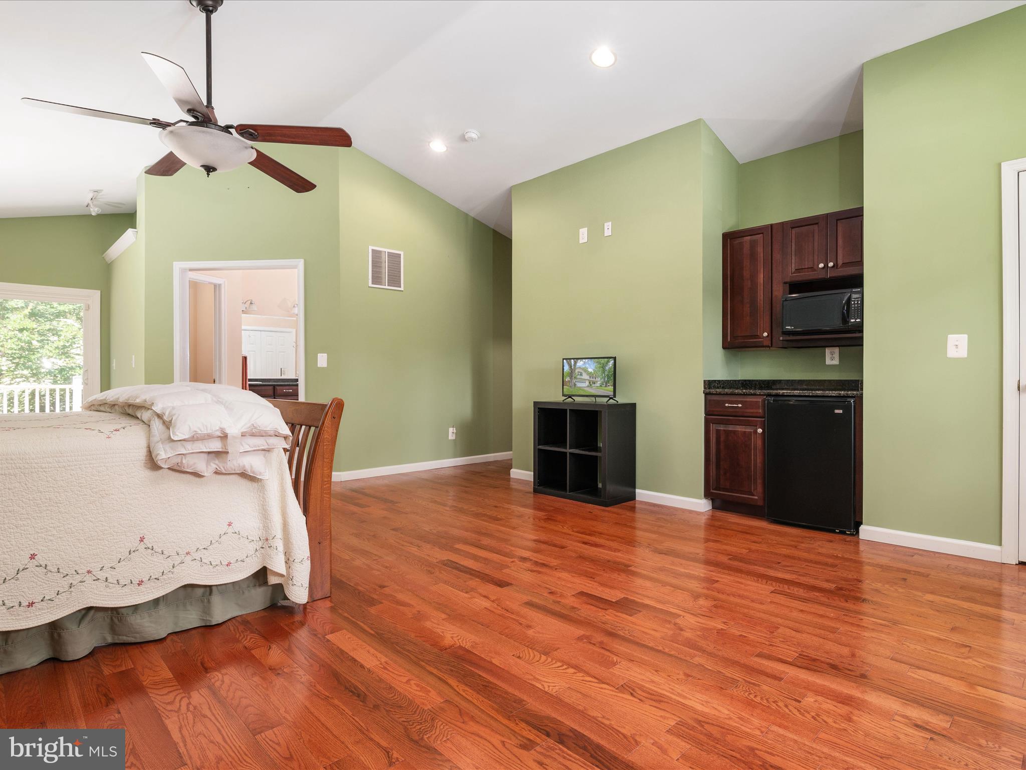 PEACH ORCHARD - Residential