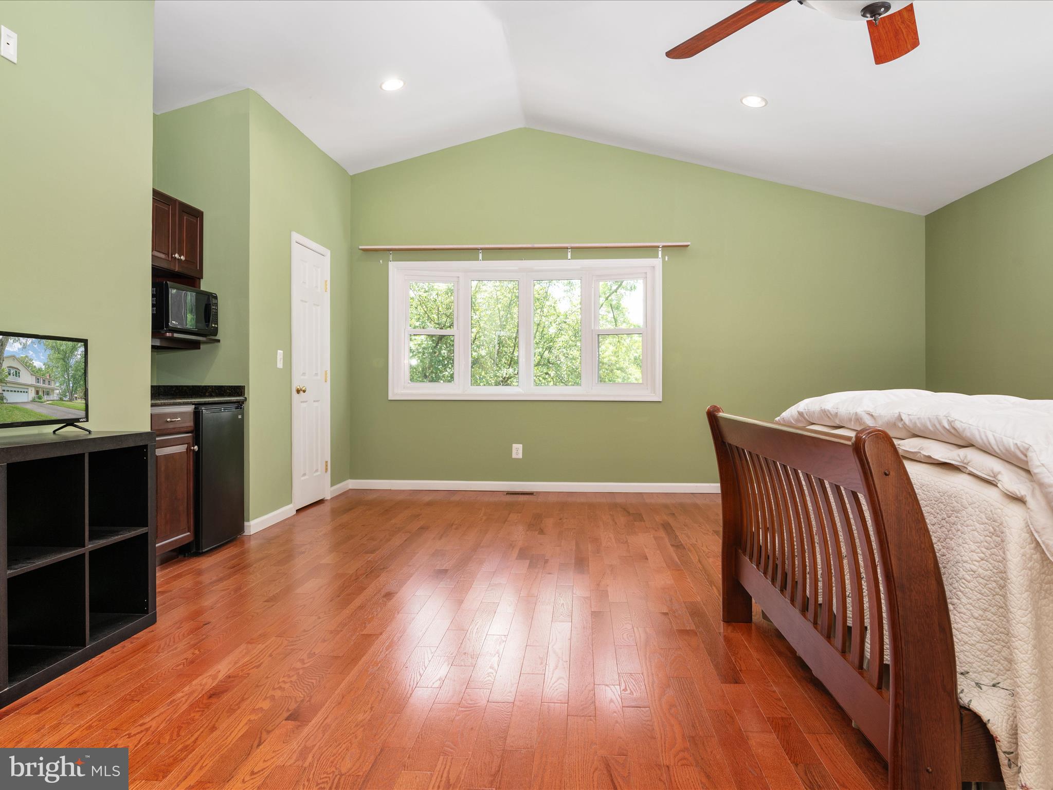 PEACH ORCHARD - Residential