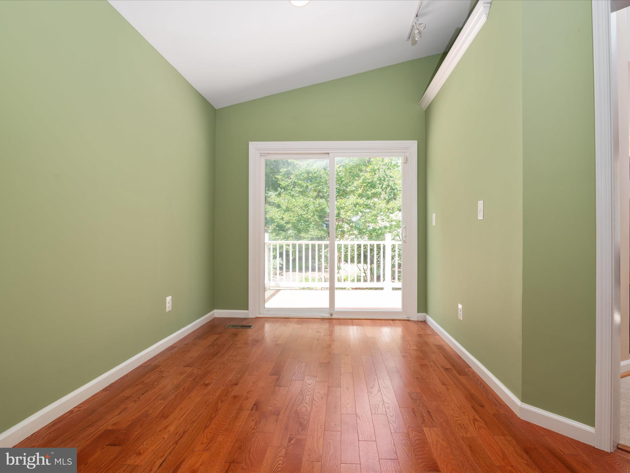 PEACH ORCHARD - Residential