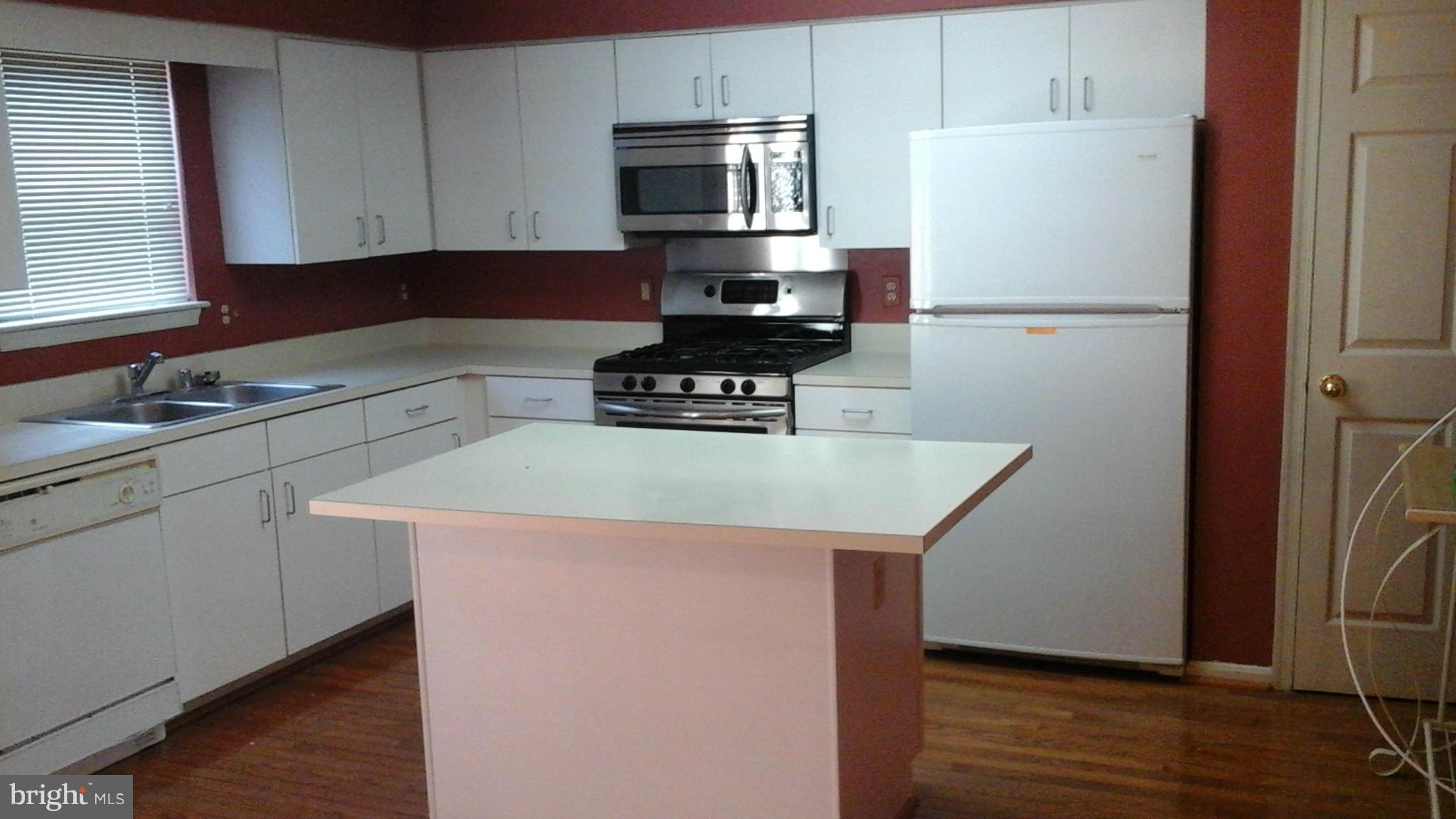 LYONS GATE - Residential Lease