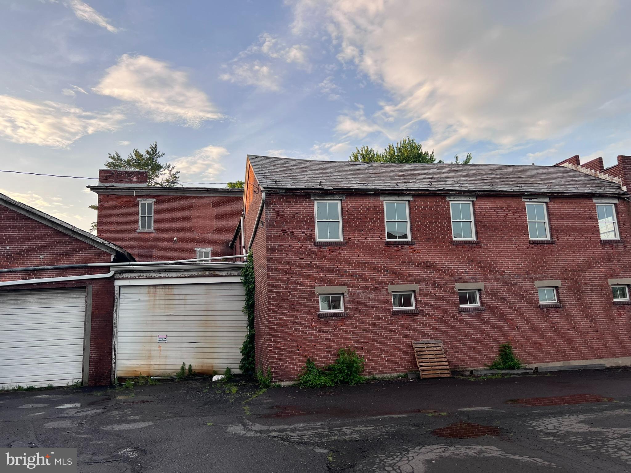 20 N MAIN STREET