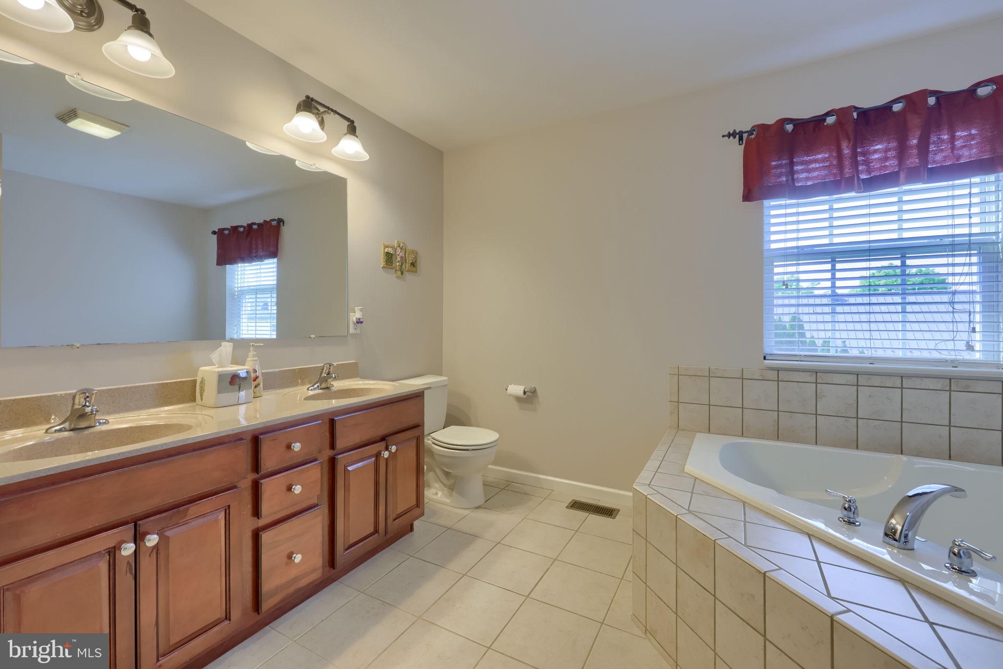 WORTHINGTON - Residential