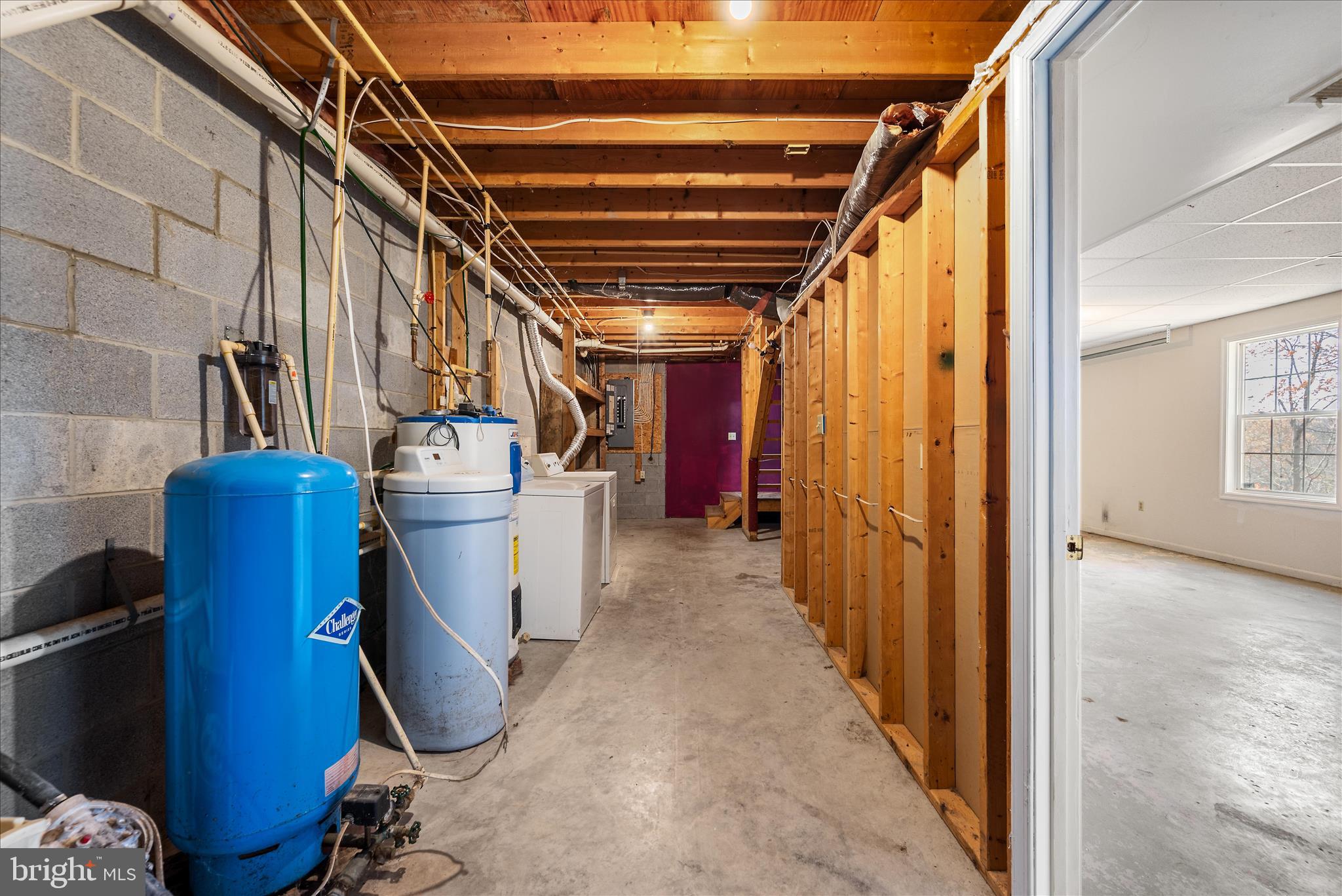 BUNKER HILL HEIGHTS - Residential