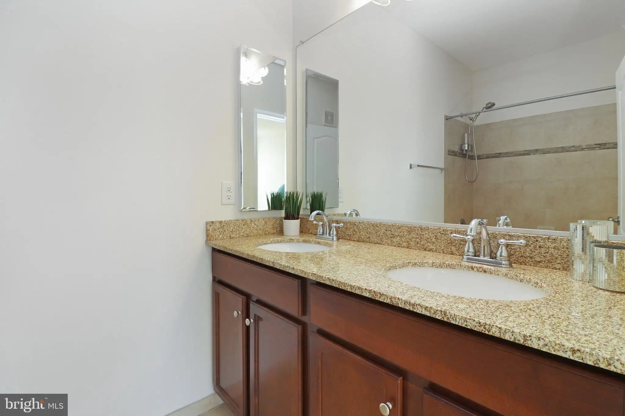 Additional image 50 of 24620 Byrne Meadow Square Unit 300, Aldie, VA 20105