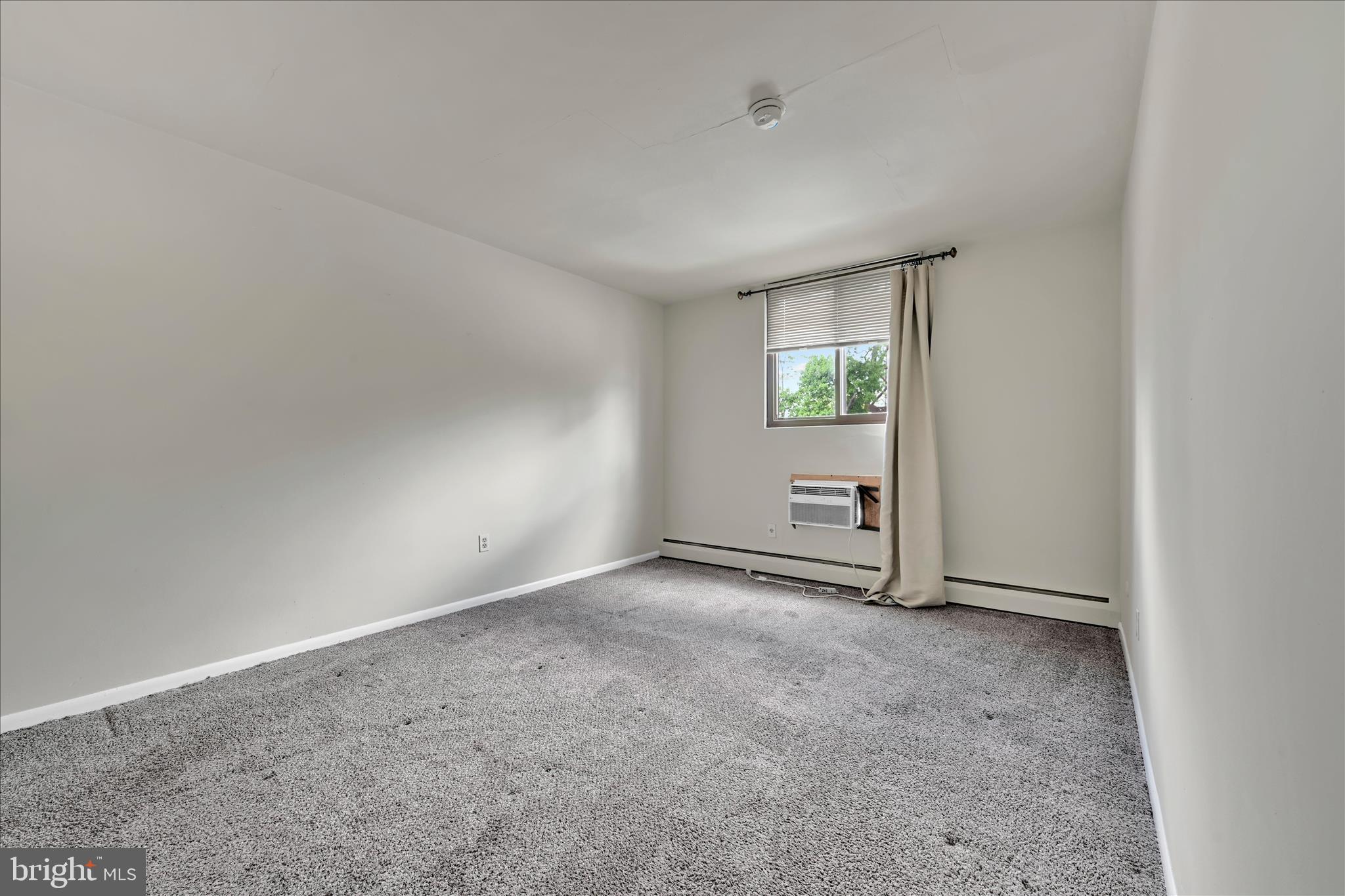 CALIFORNIAN - Residential