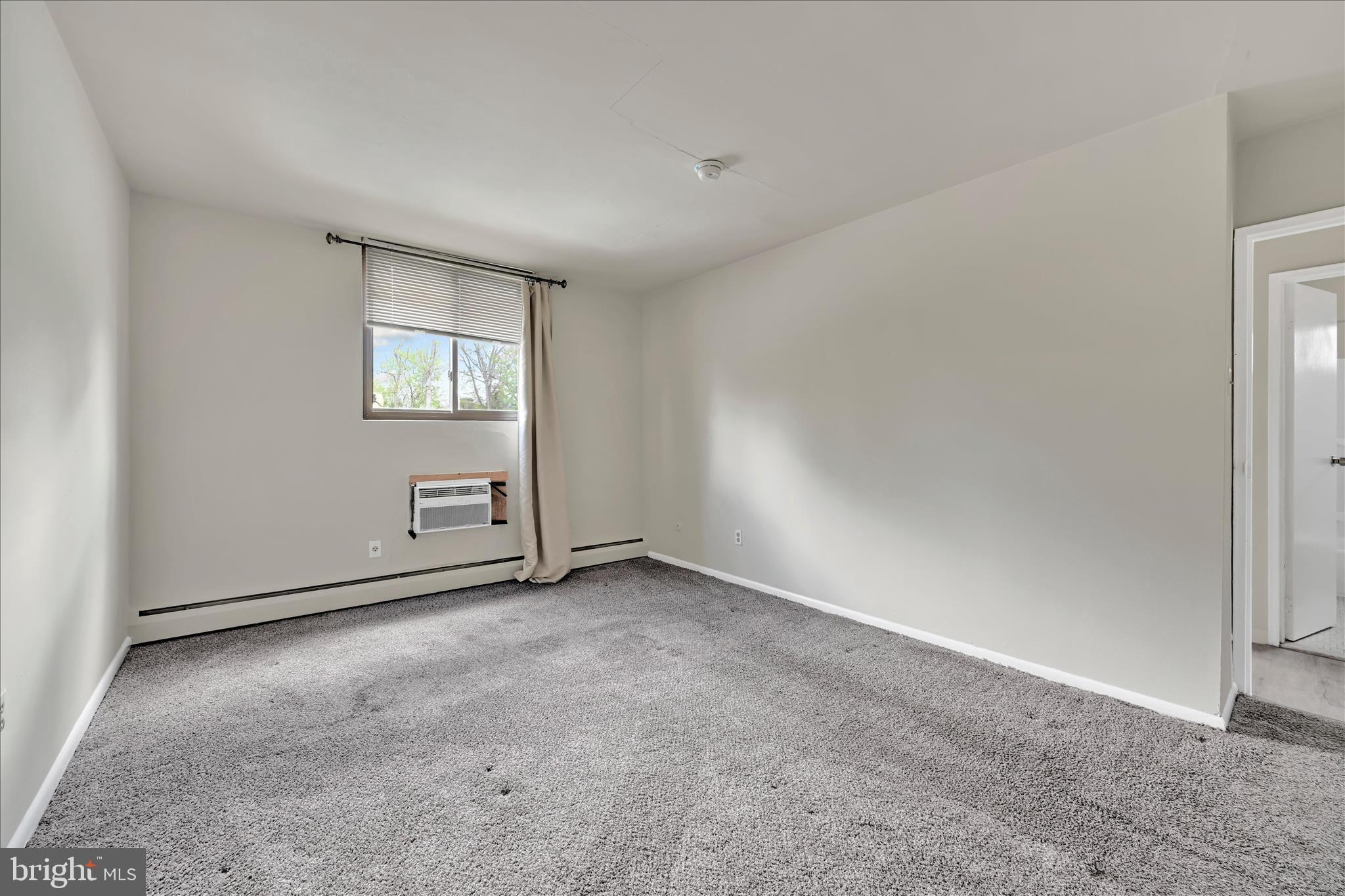 CALIFORNIAN - Residential