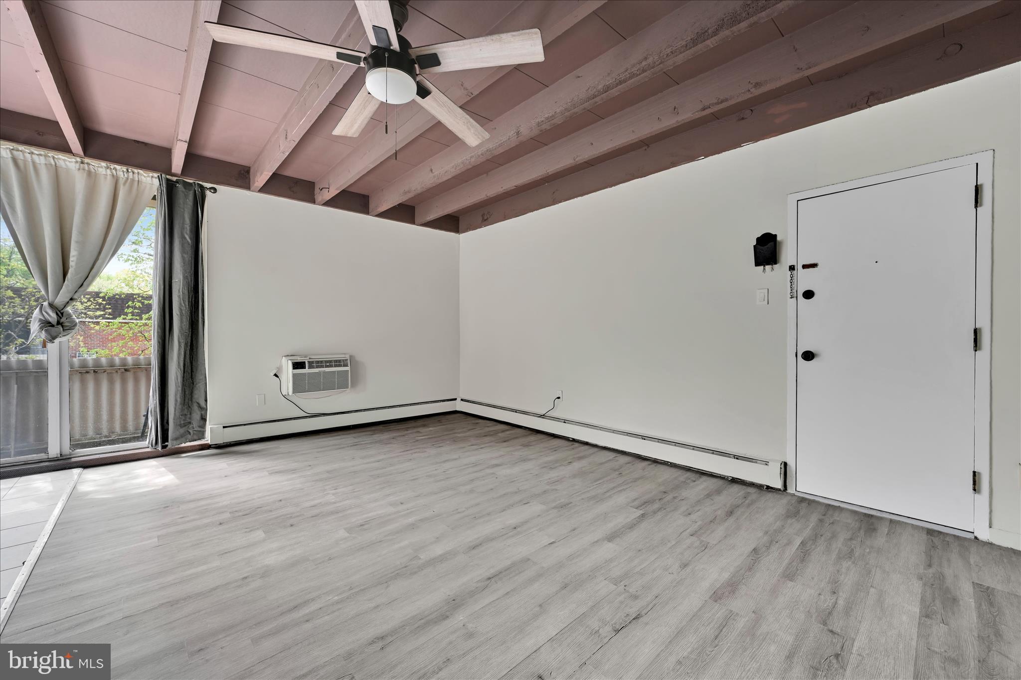 CALIFORNIAN - Residential