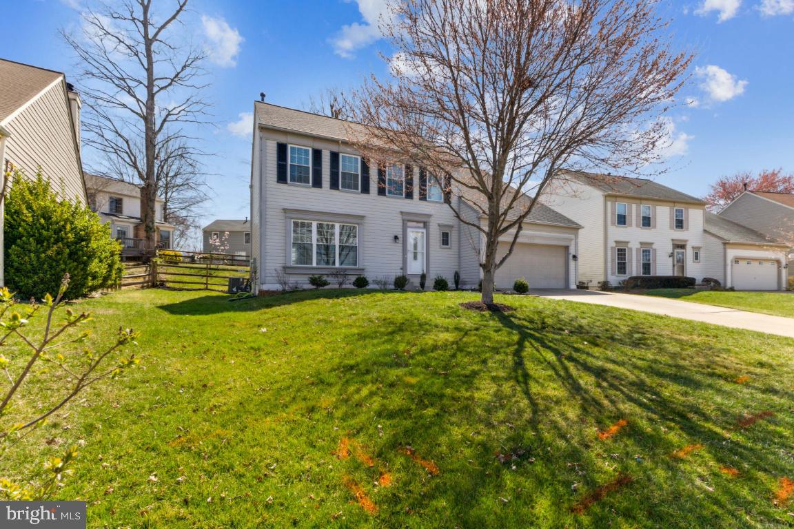 WELLINGTON/CLOVERHILL - Residential