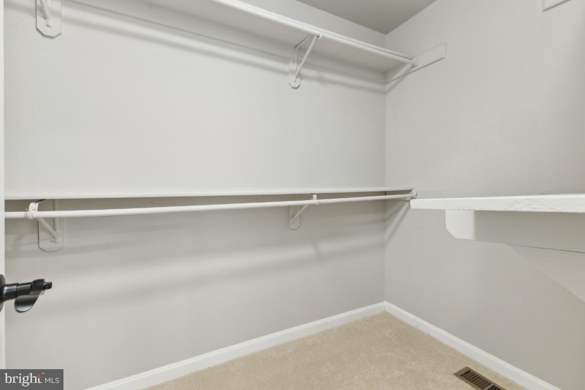 WELLINGTON/CLOVERHILL - Residential