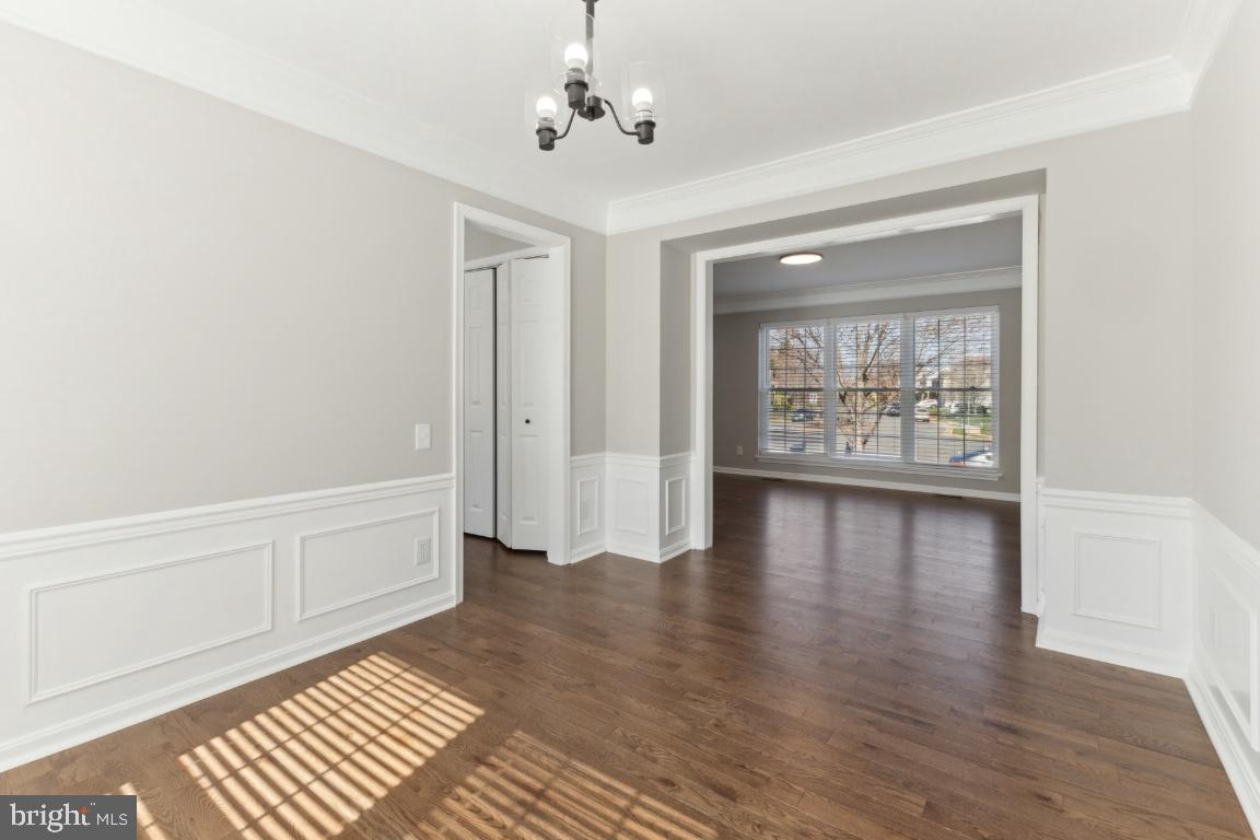 WELLINGTON/CLOVERHILL - Residential