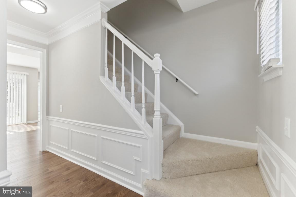 WELLINGTON/CLOVERHILL - Residential