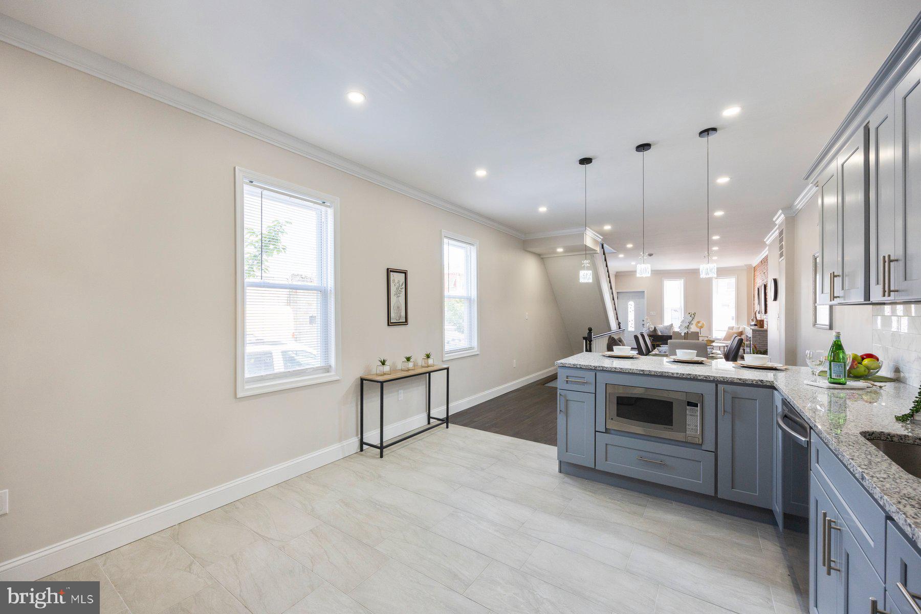 BROADWAY EAST - Residential