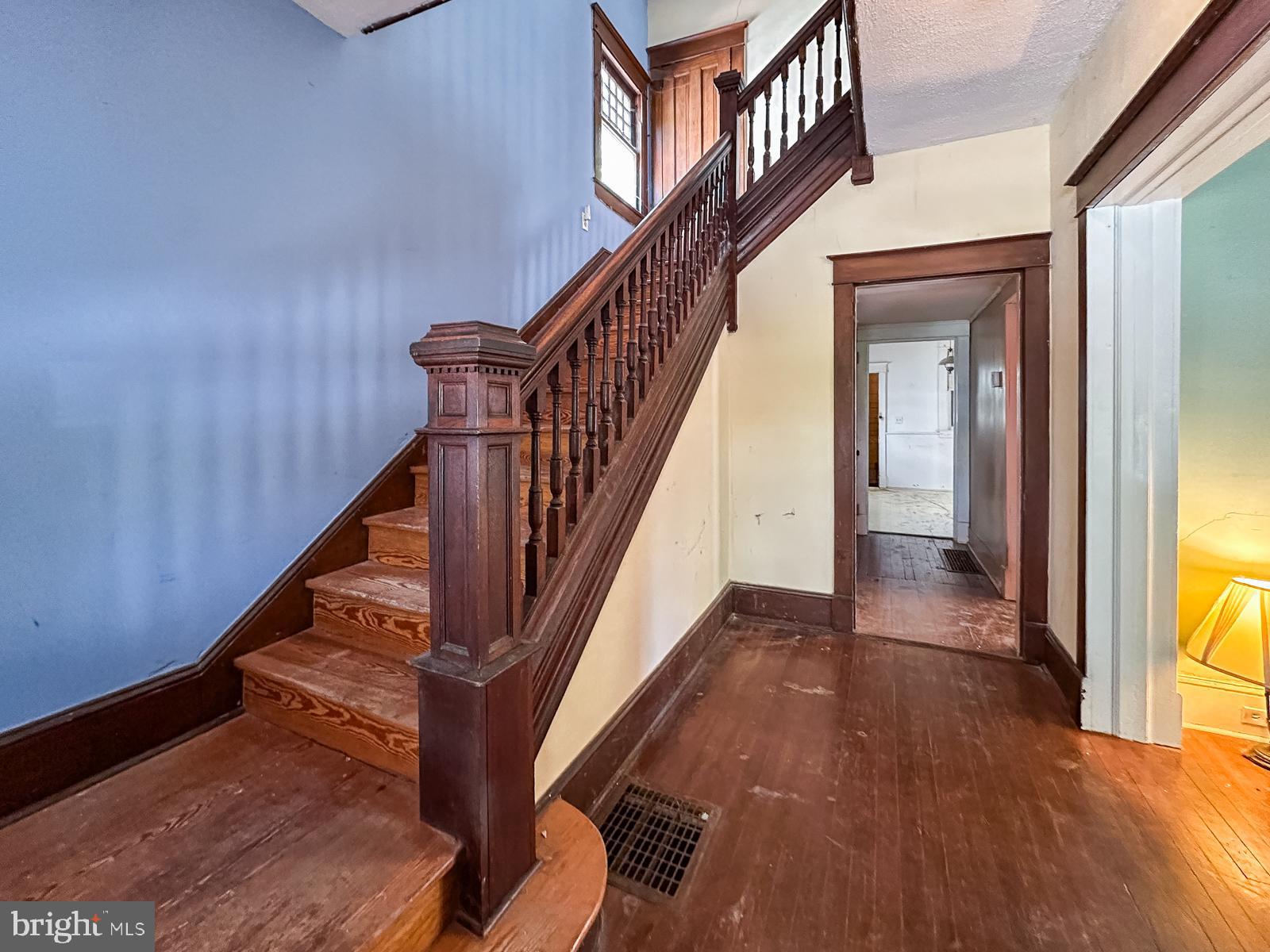 NEWTOWN HISTORIC DISTRIC - Residential