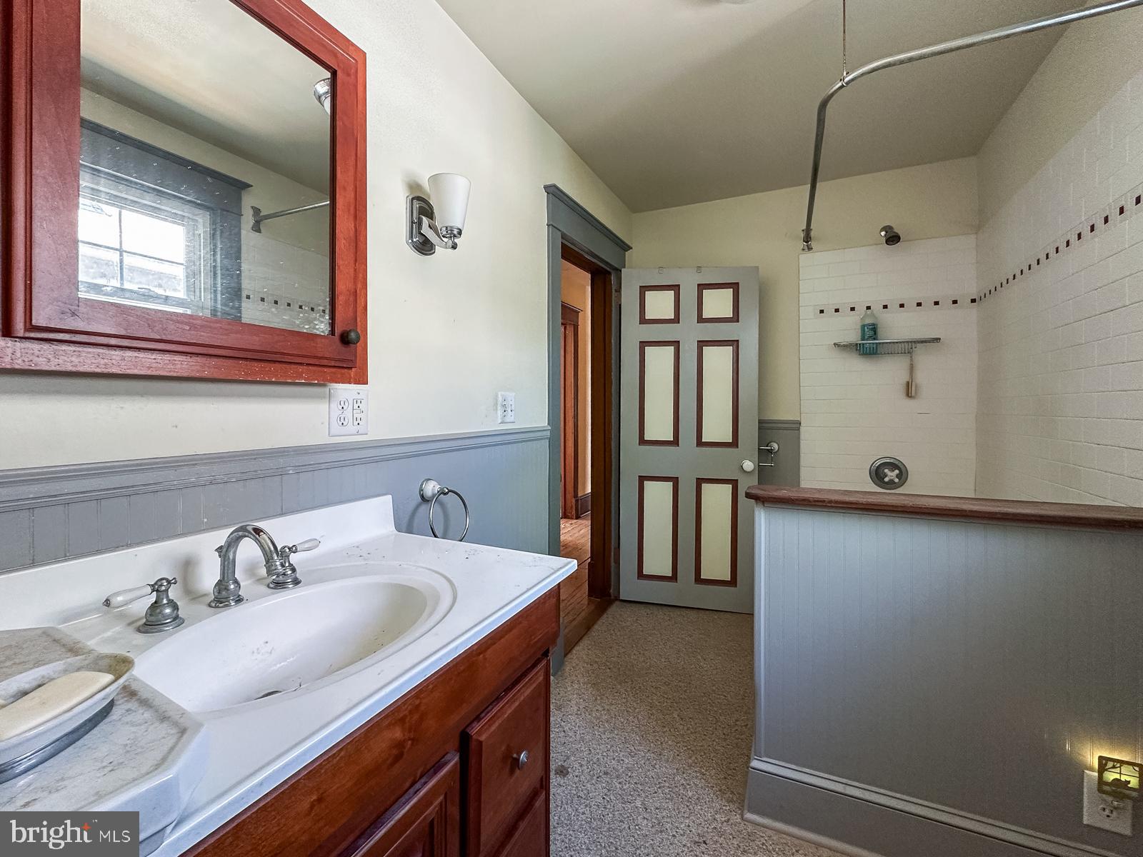 NEWTOWN HISTORIC DISTRIC - Residential