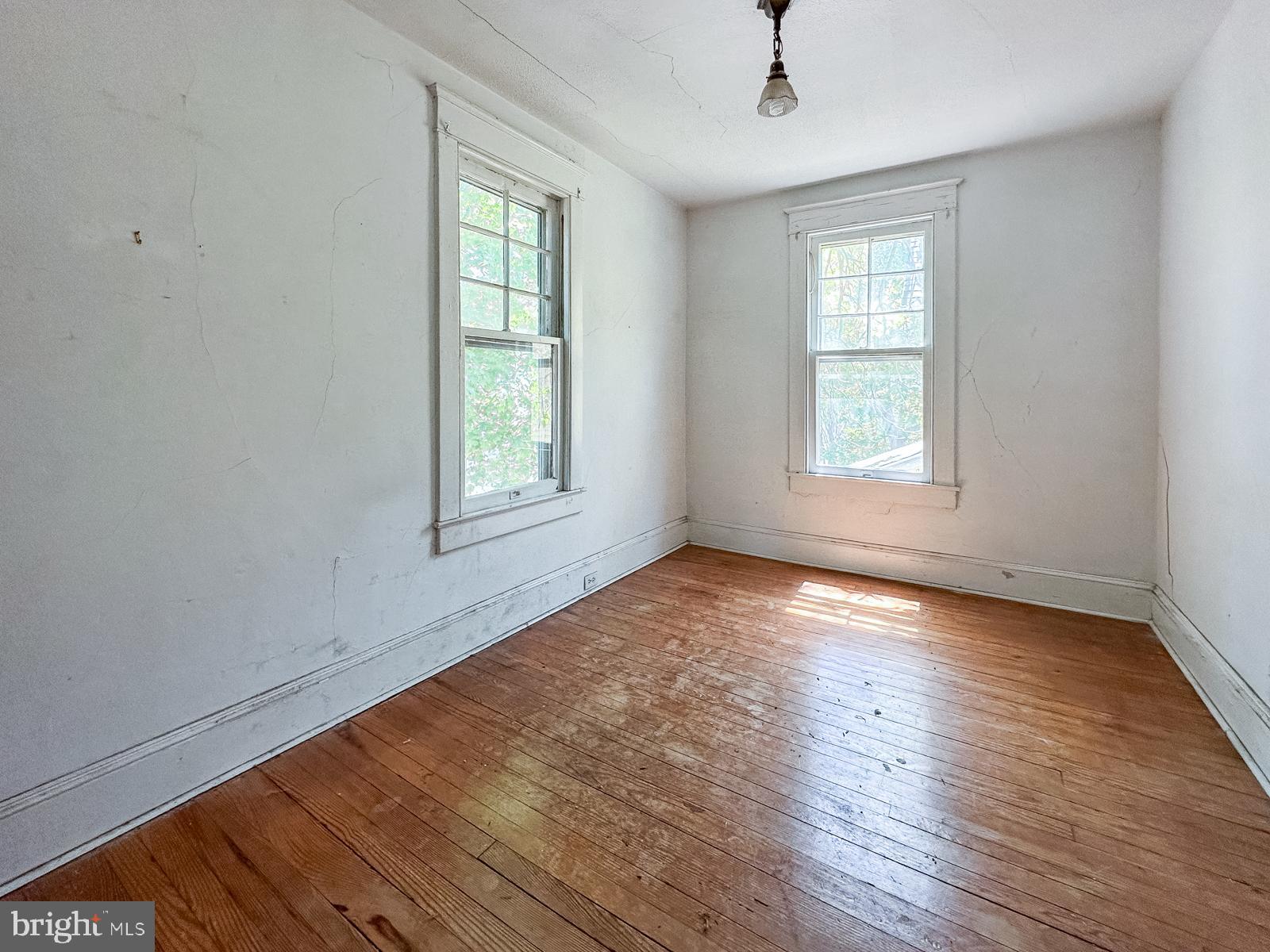 NEWTOWN HISTORIC DISTRIC - Residential