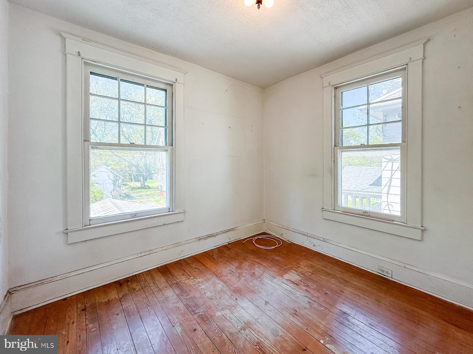 NEWTOWN HISTORIC DISTRIC - Residential