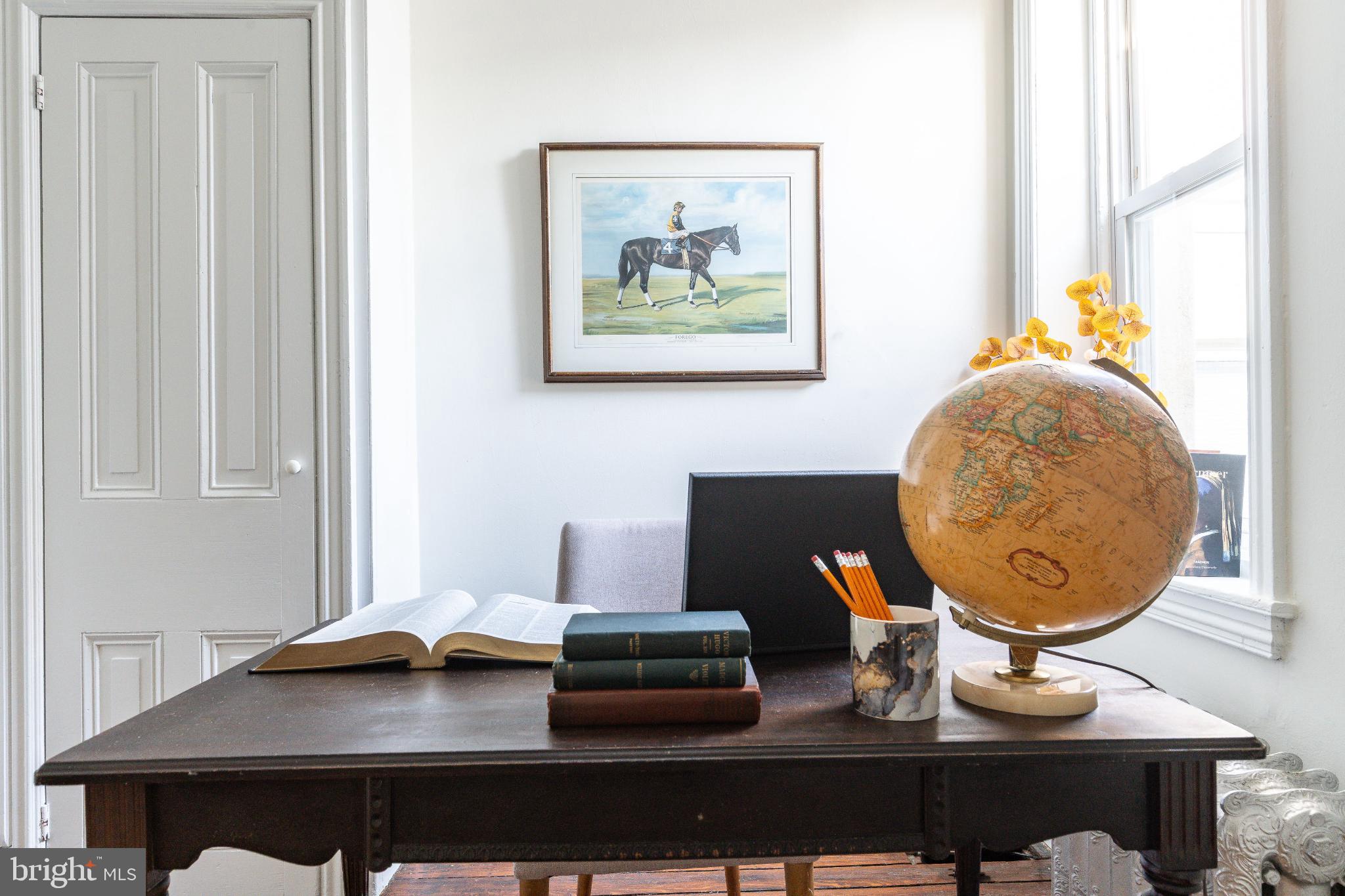 LOGAN CIRCLE - Residential