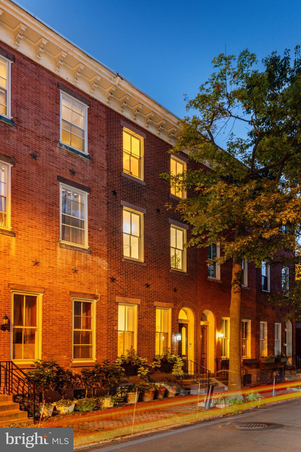 LOGAN CIRCLE - Residential