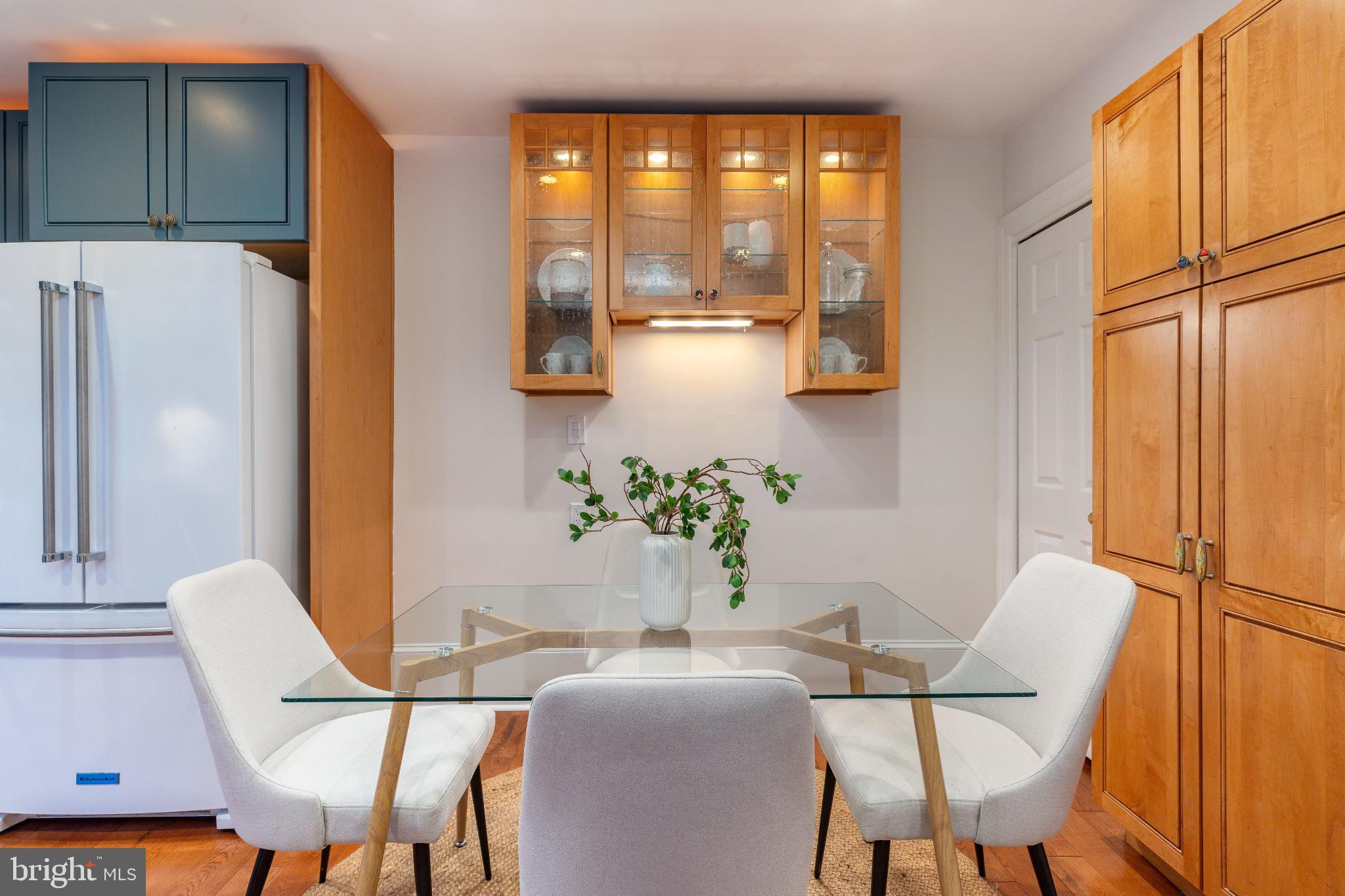 LOGAN CIRCLE - Residential