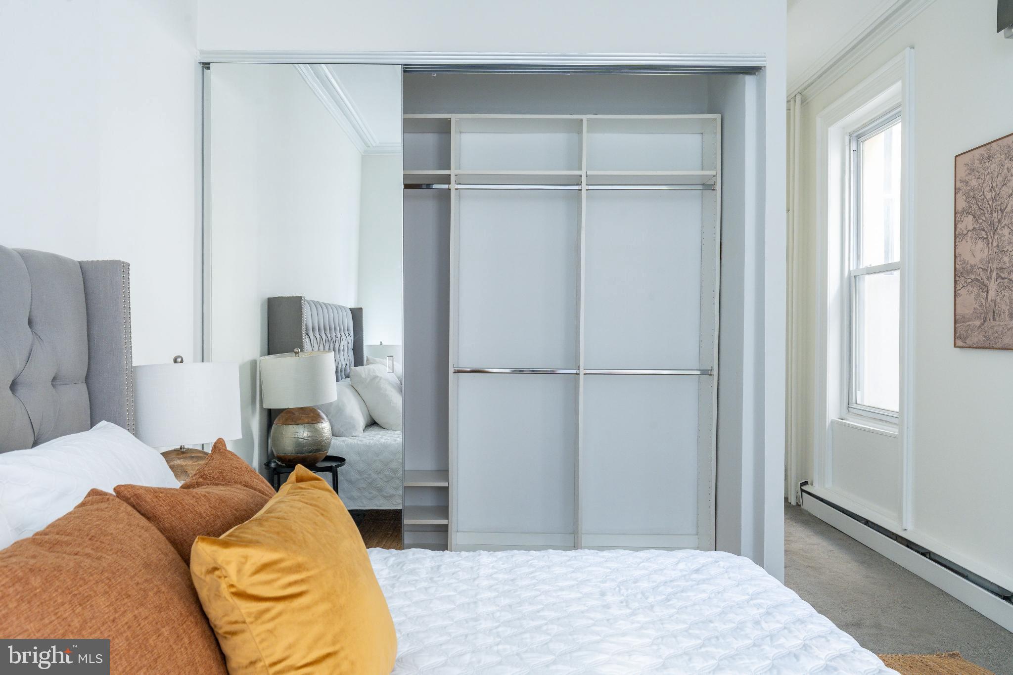 LOGAN CIRCLE - Residential