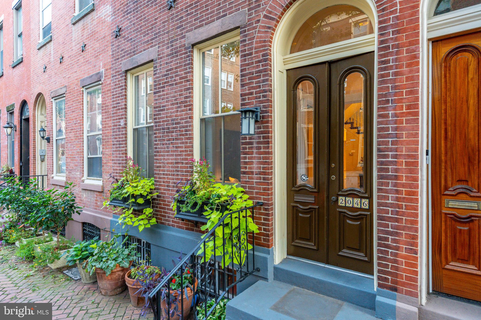 LOGAN CIRCLE - Residential