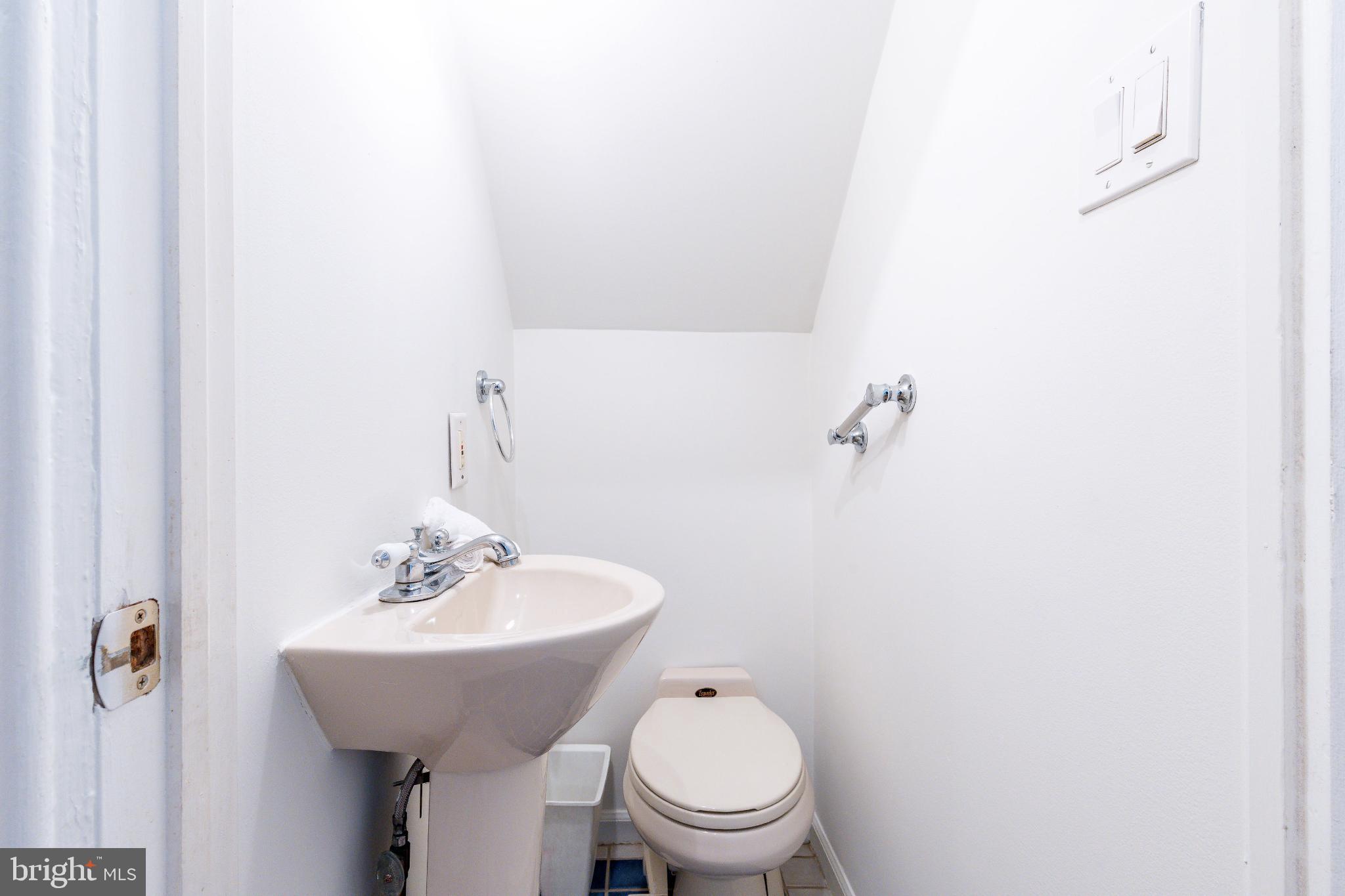 LOGAN CIRCLE - Residential